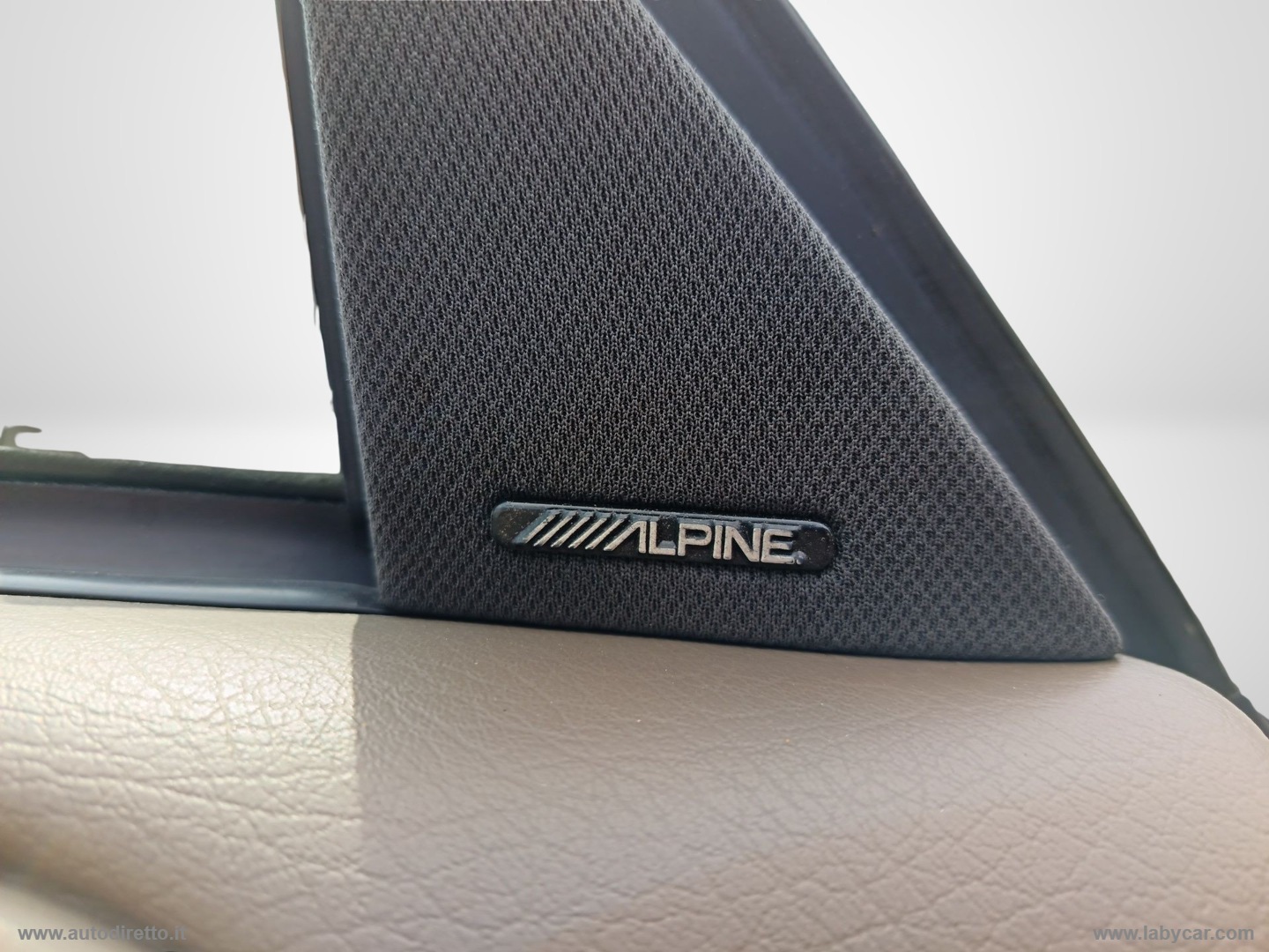 XK8 4.0 Convertibile - immagine 13