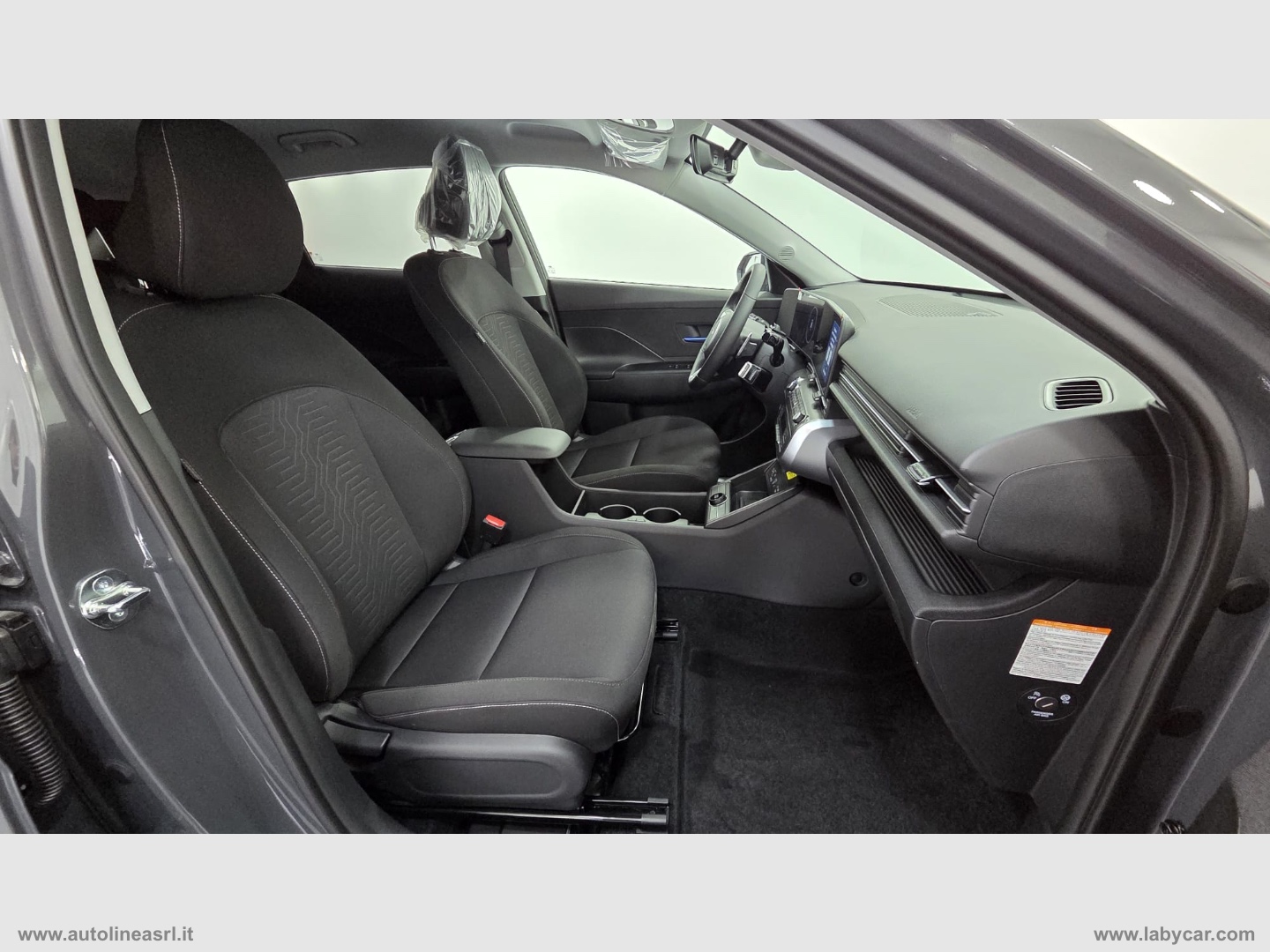 Kona HEV 1.6 DCT Business - immagine 13