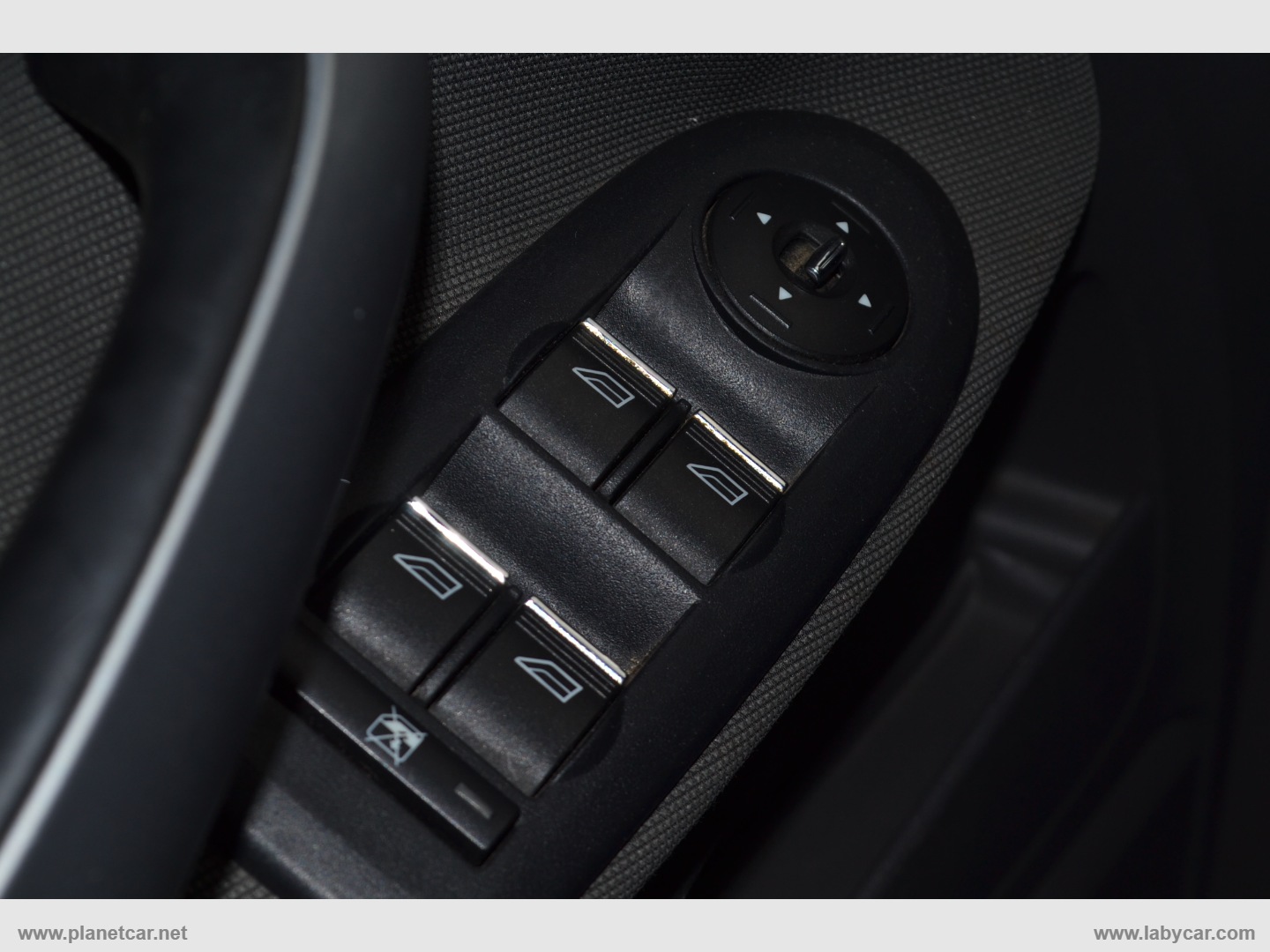 Kuga 2.0 TDCi 140 CV 4WD TITANIUM - immagine 13