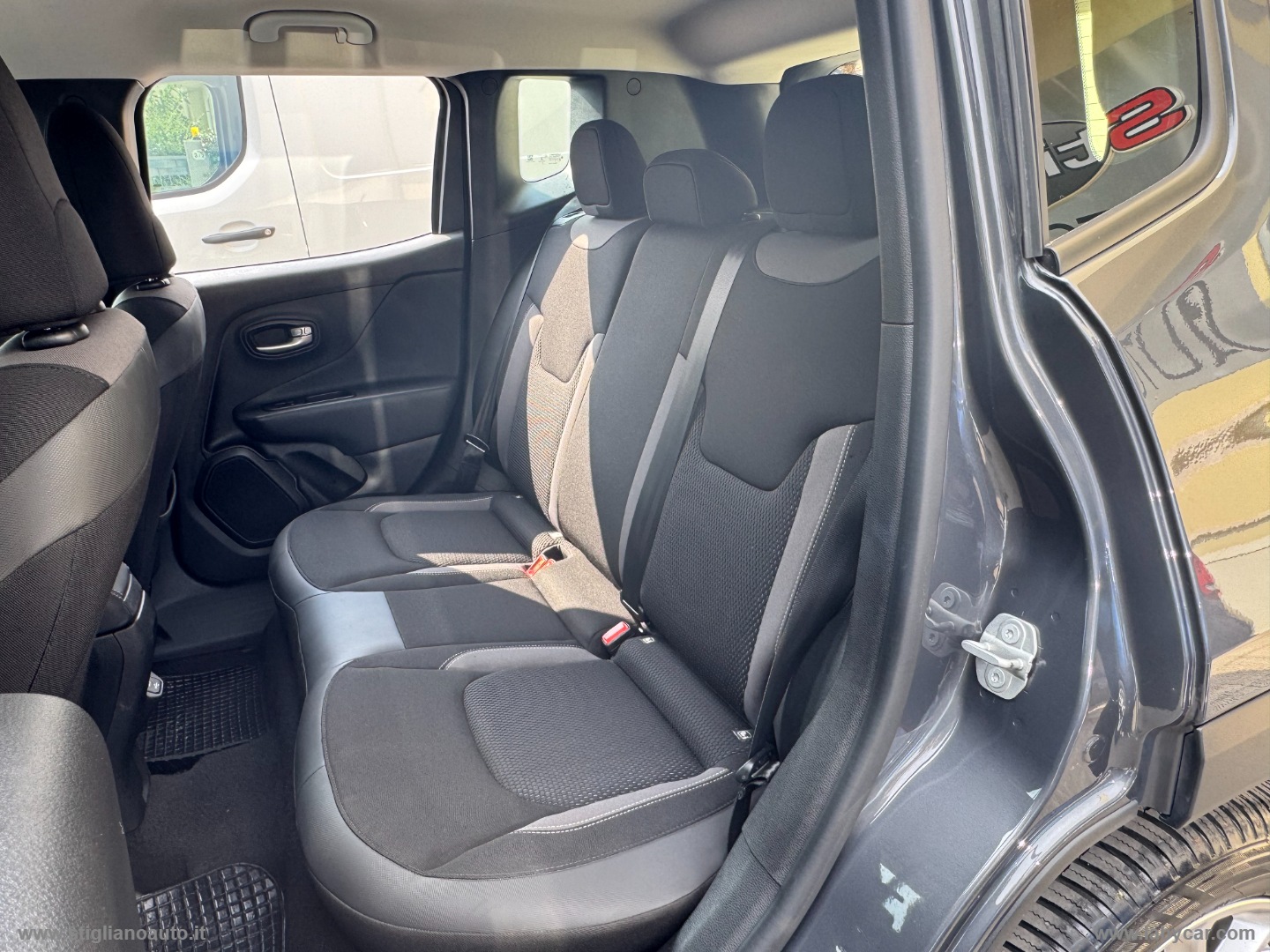 Renegade 1.6 Mjt 130CV Limited - immagine 13