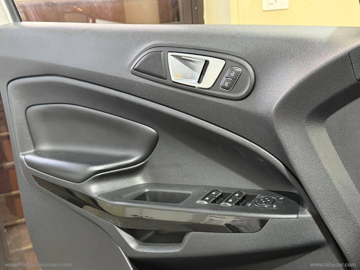 EcoSport 1.5 TDCi 100 CV S&S ST-Line ACCESSORIATA- KM CERTIFICATI- OTTIME CONDIZIONI - immagine 13