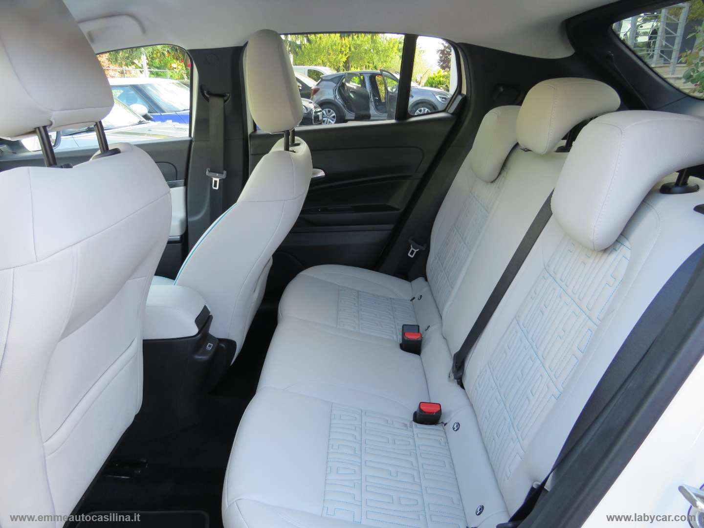 600 Hybrid 110 CV DCT MHEV La Prima - immagine 13