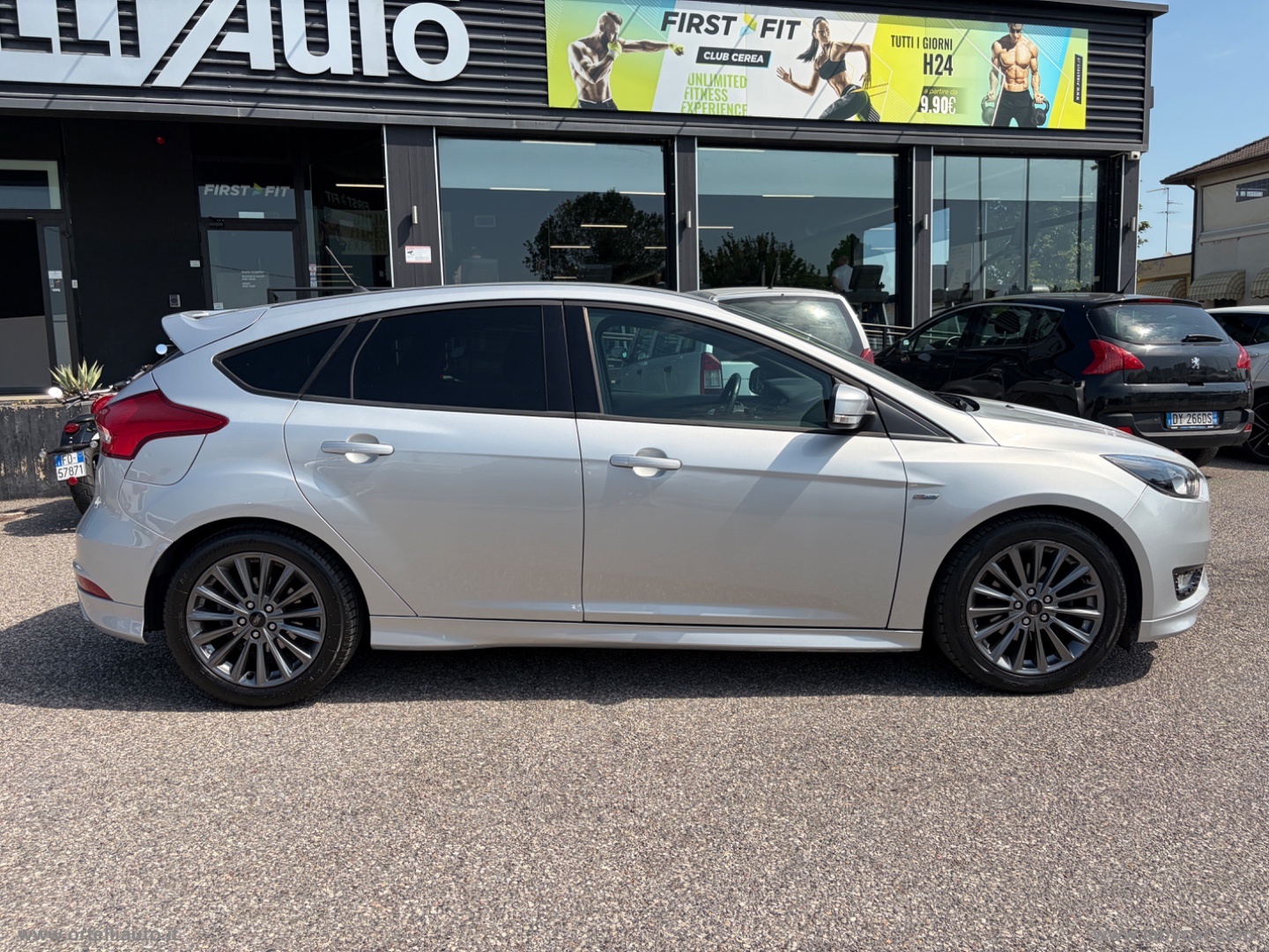 Focus 1.5 EcoBlue 120CV 5p. ST Line - immagine 13