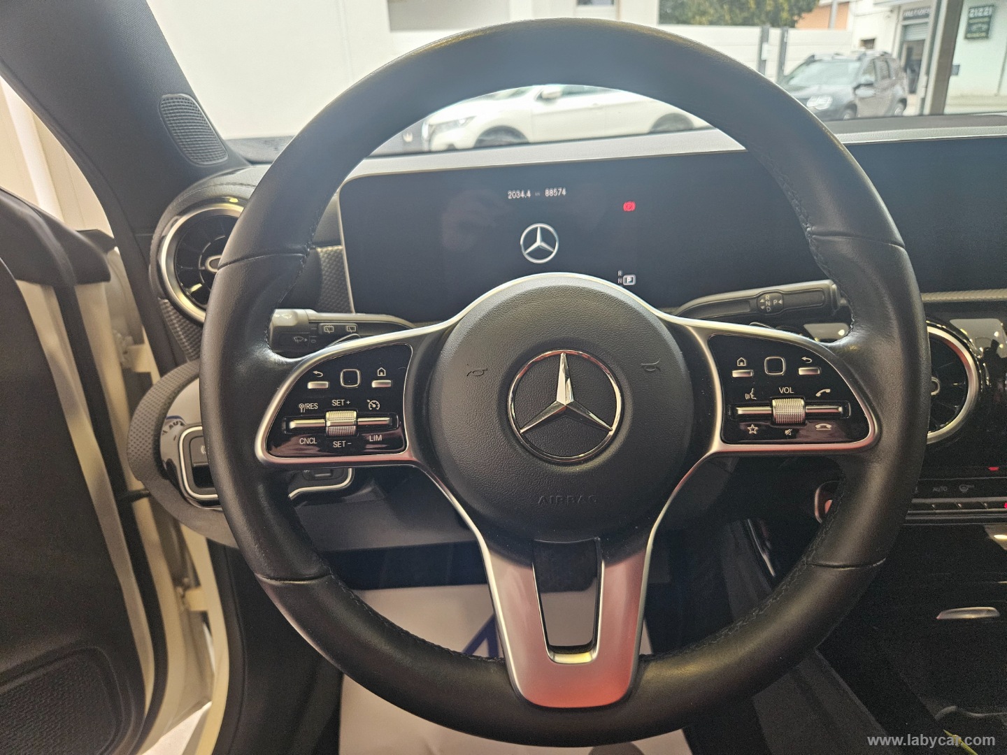 CLA 200 d Aut. Shooting Brake Sport - immagine 13