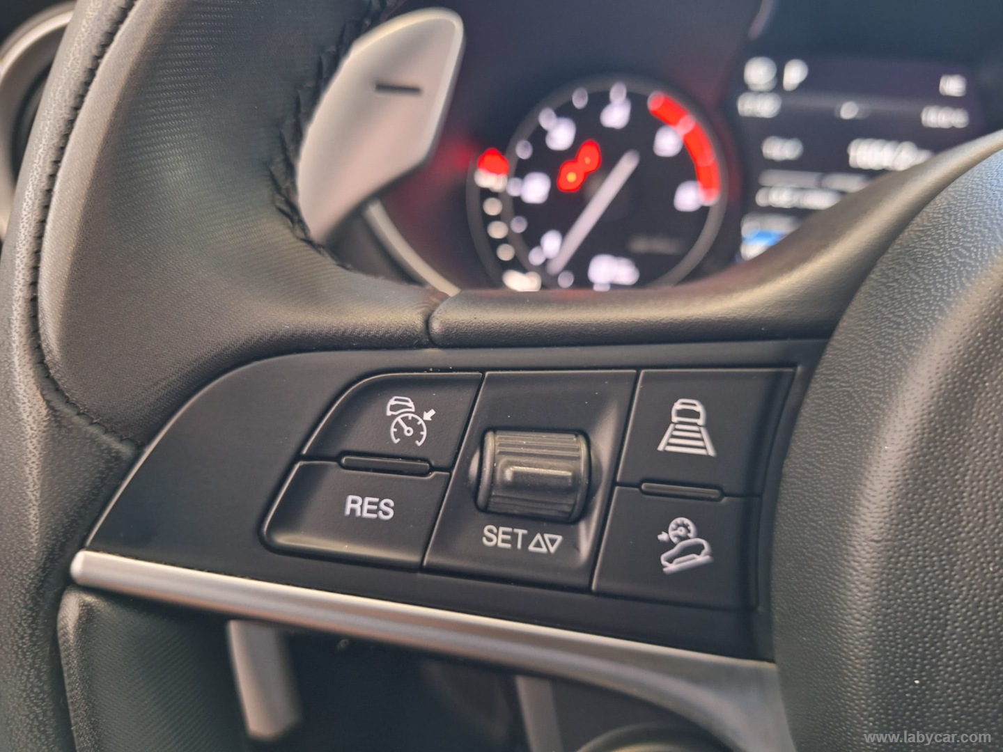 Stelvio 2.2 T.diesel 190 CV AT8 Q4 Exec. - immagine 13
