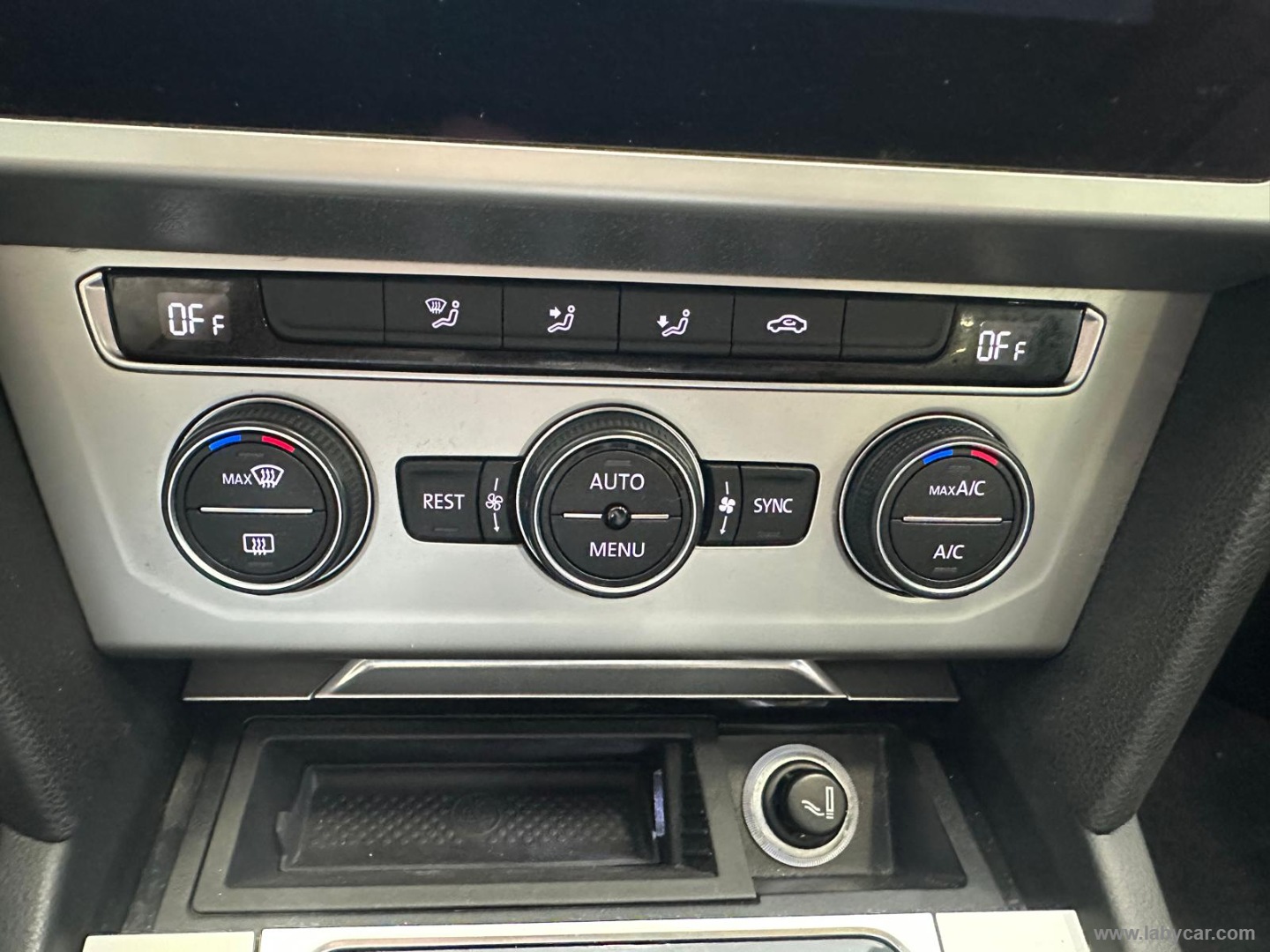 Passat Var. 1.6 TDI DSG Business BMT - immagine 13