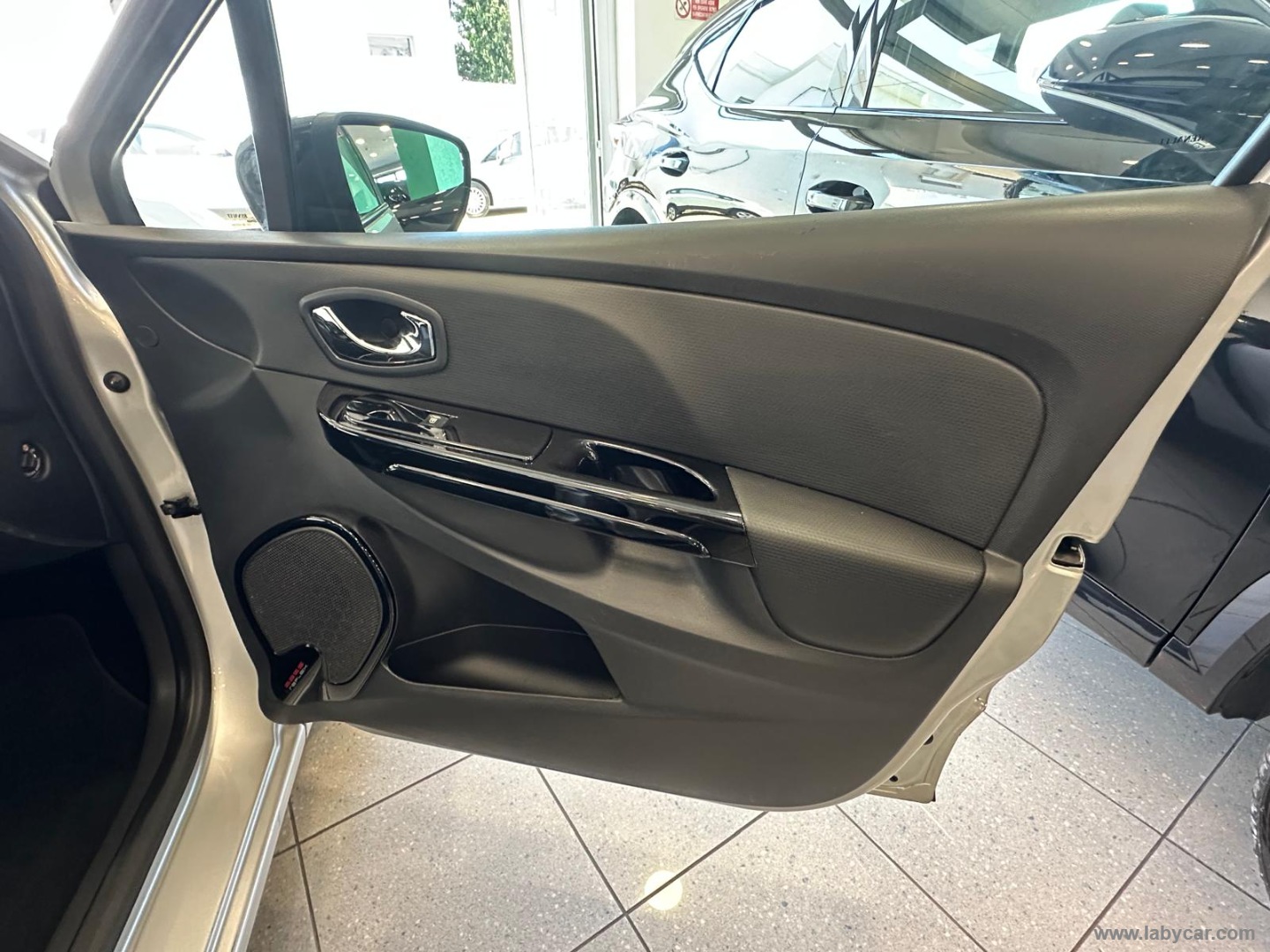 Clio 1.5 dCi 8V 90 CV S&S 5p. GT Line - immagine 13
