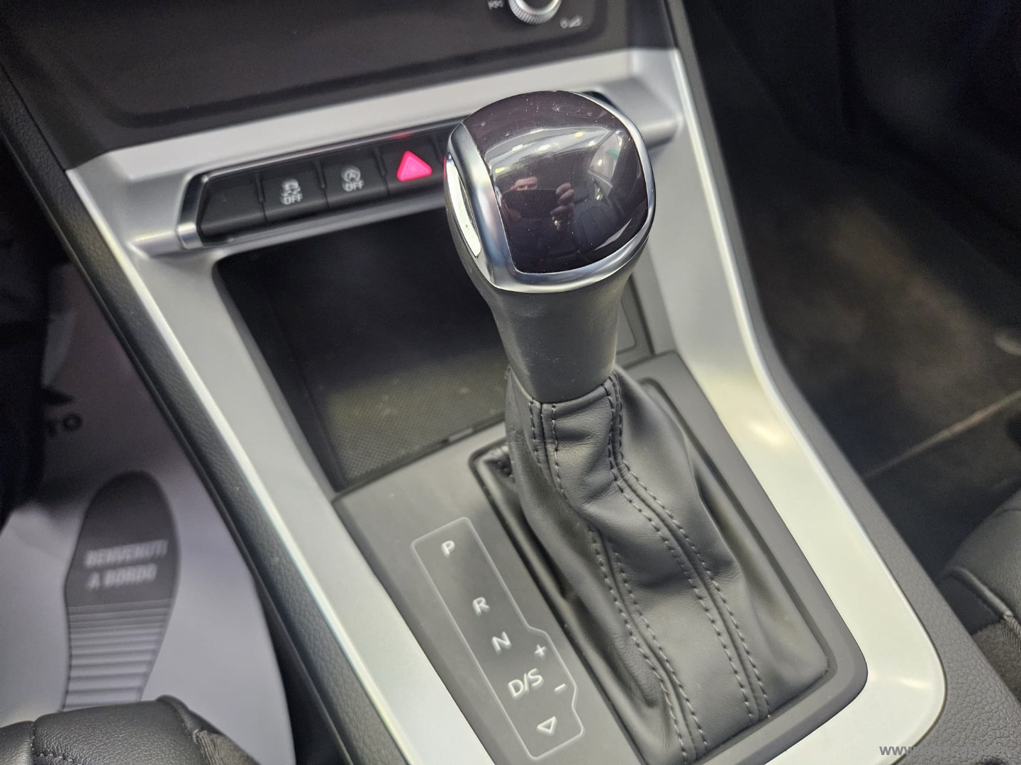 Q3 40 TDI quattro S tr. Business Adv. - immagine 13