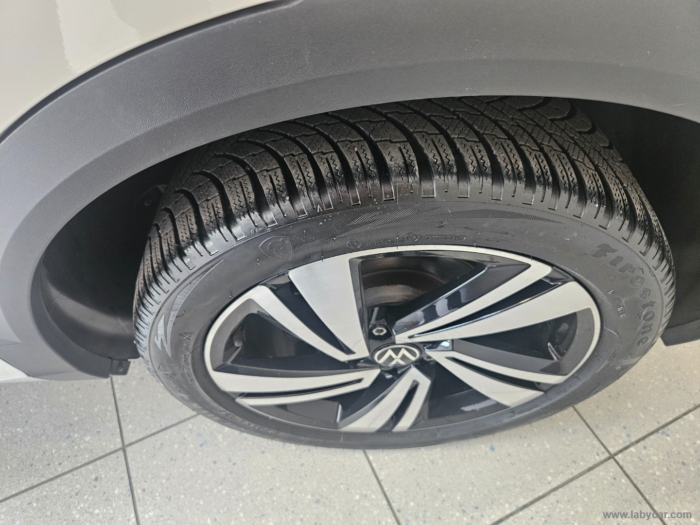 T-Roc 2.0 TDI SCR 150CV DSG 4MOT. R-Line - immagine 13
