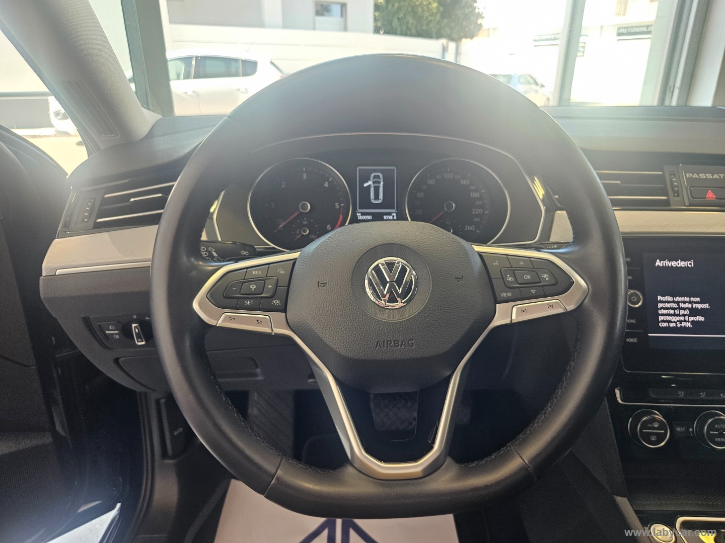 Passat Var. 1.6 TDI DSG Business BMT - immagine 13