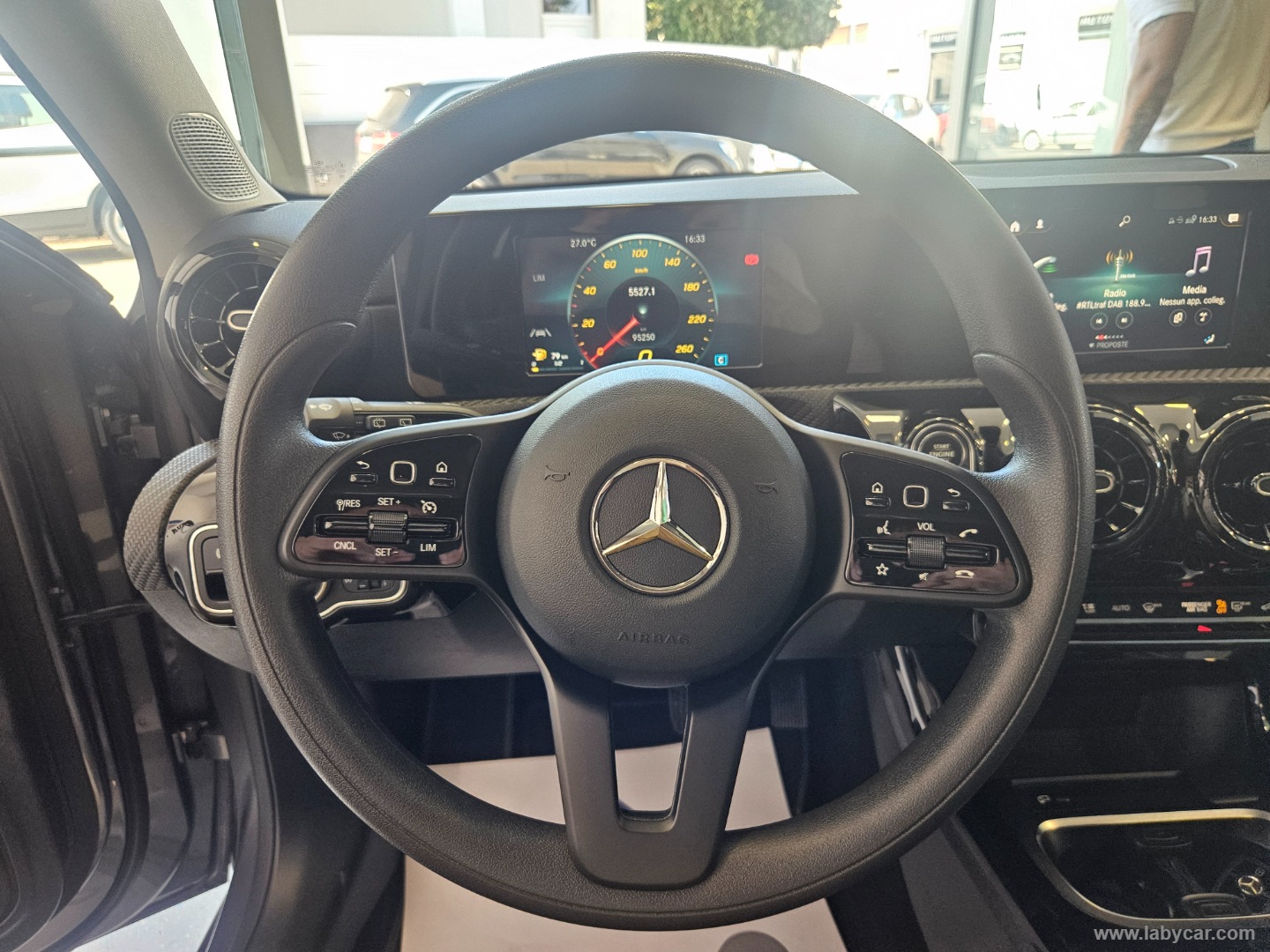 A 180 d Executive - immagine 13