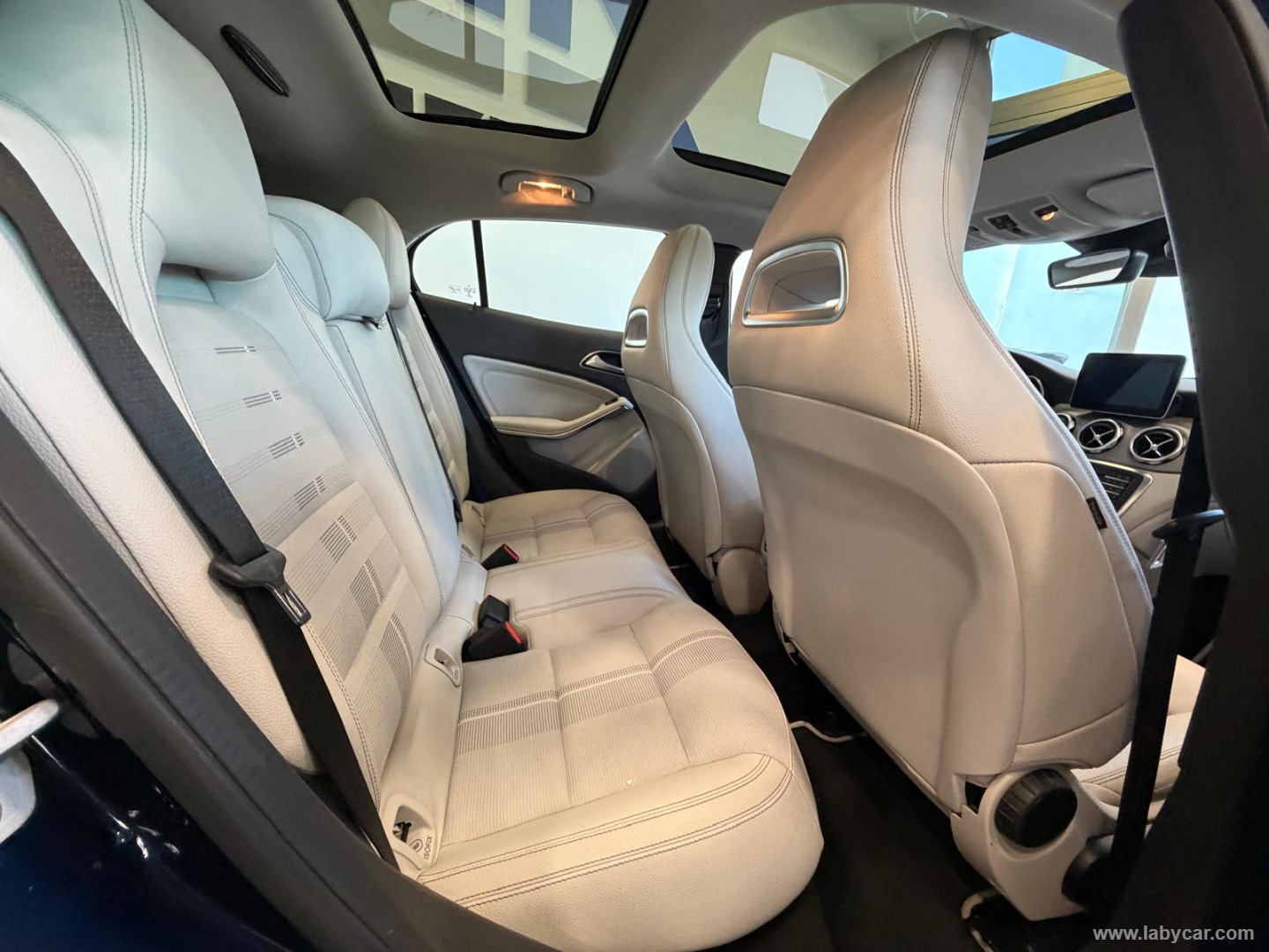 GLA 200 d Automatic Sport - immagine 13