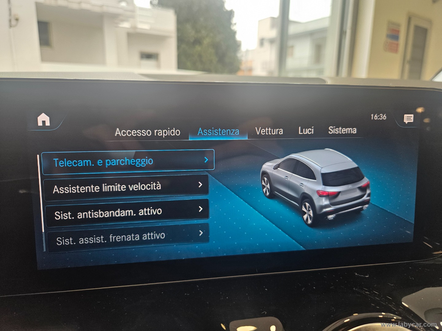 GLA 200 d Automatic Premium - immagine 13