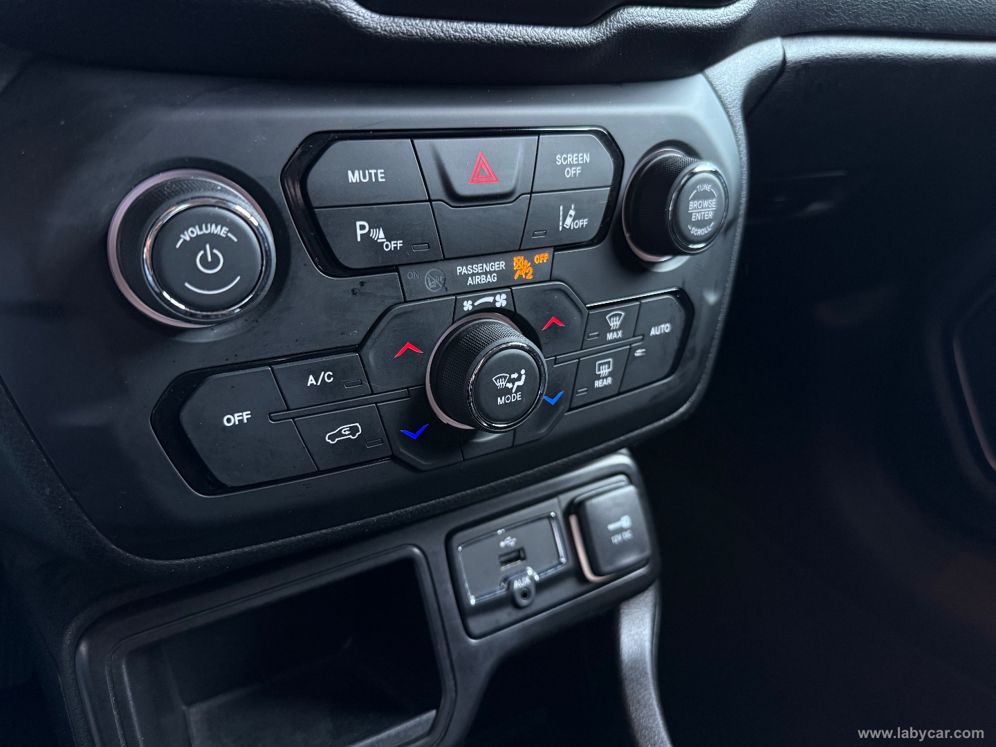 Renegade 1.6 Mjt 130CV Limited - immagine 13