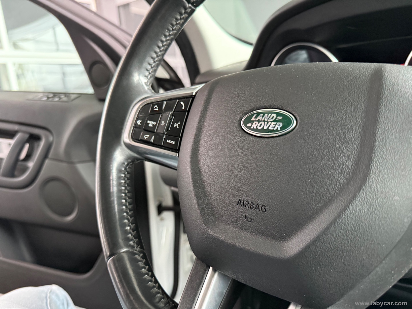 Discovery Sport 2.0 TD4 150 CV HSE - immagine 13