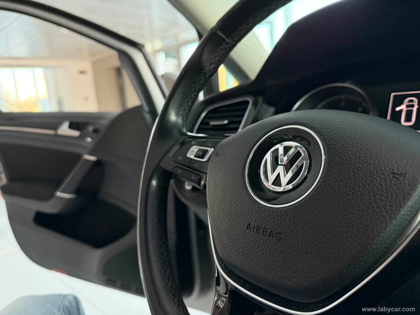 Golf Variant 1.6 TDI 105 CV Comfortl.BMT - immagine 13