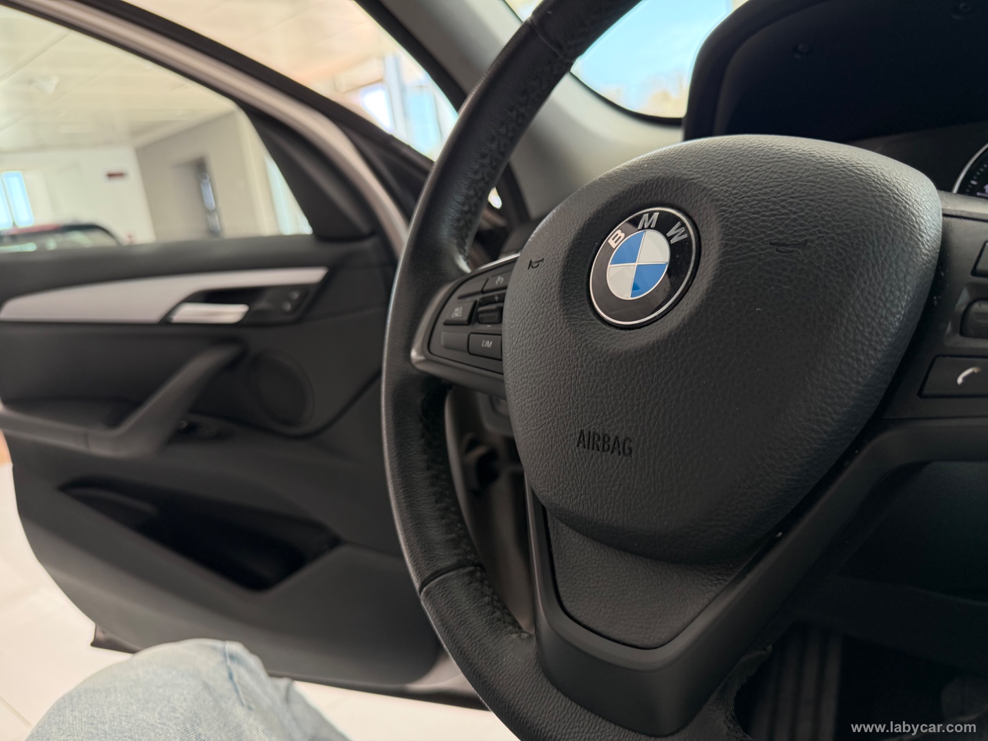 X1 xDrive18d xLine Plus - immagine 13