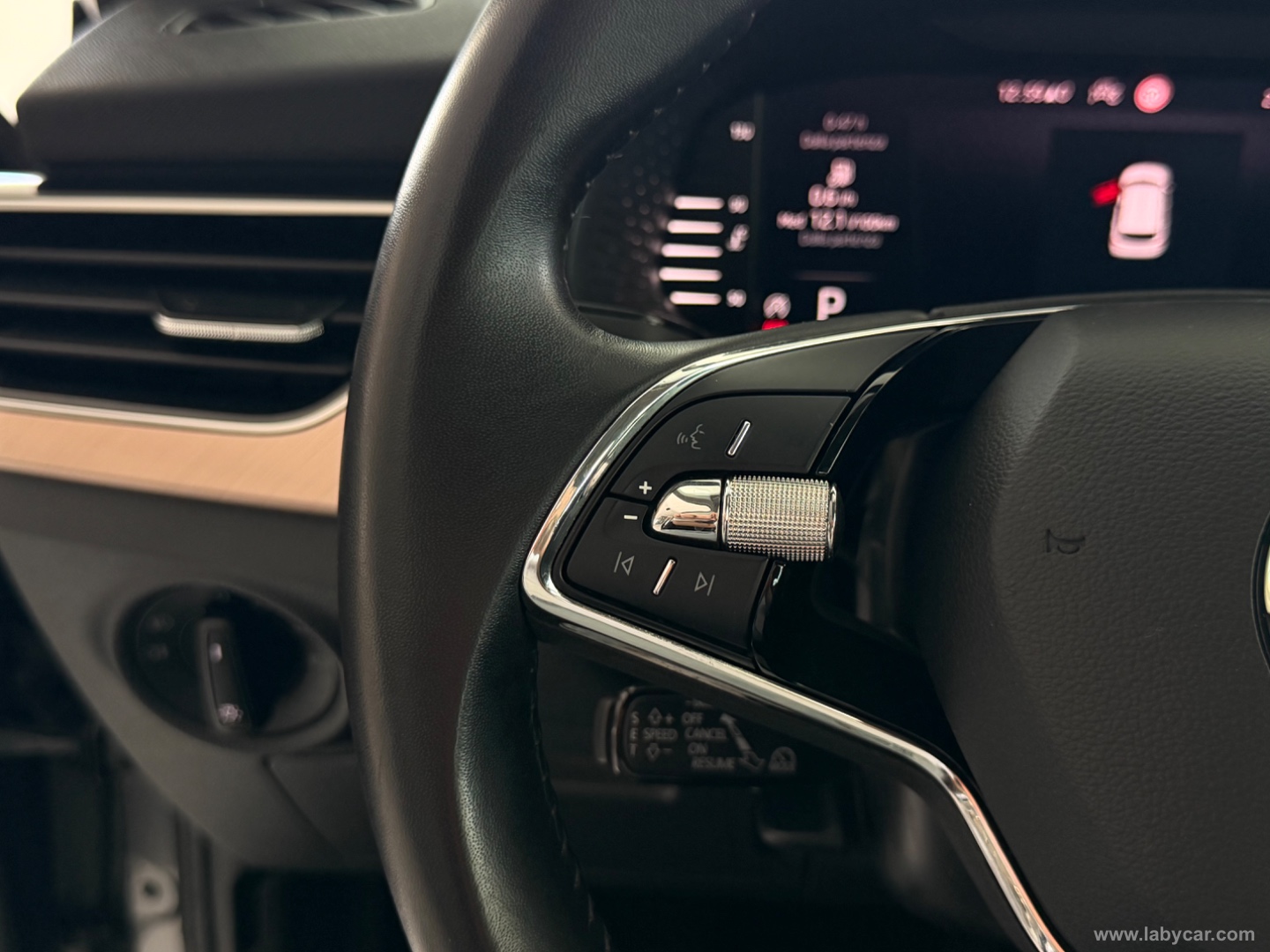 Kamiq 1.0 TSI 110 CV DSG Style - immagine 13