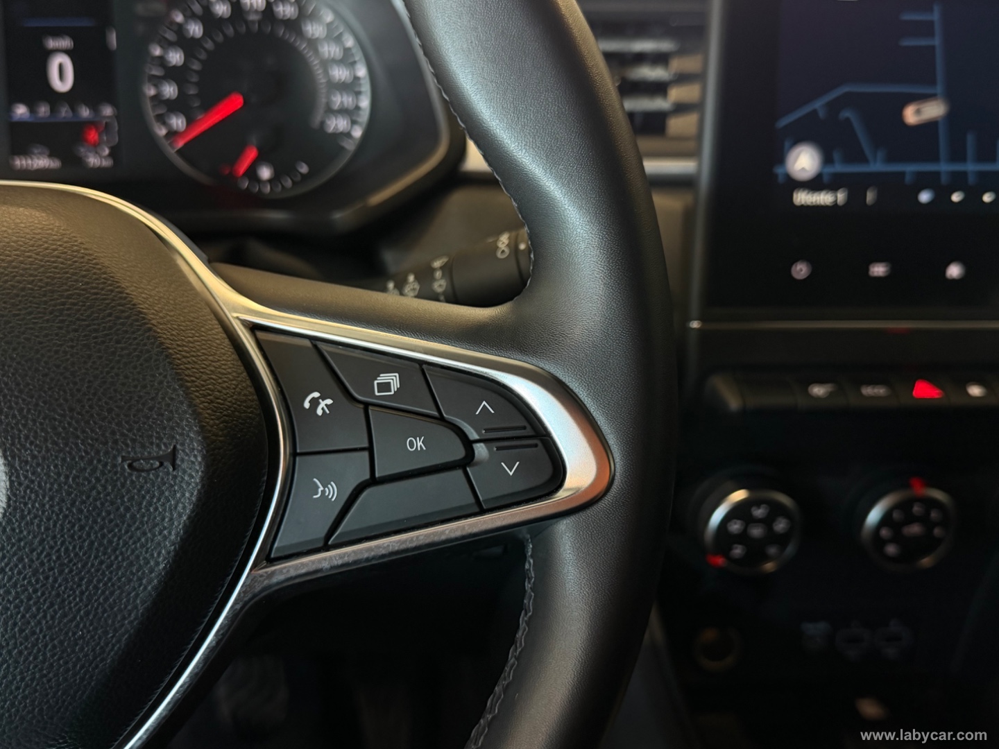 Captur TCe 12V 90 CV Business - immagine 13