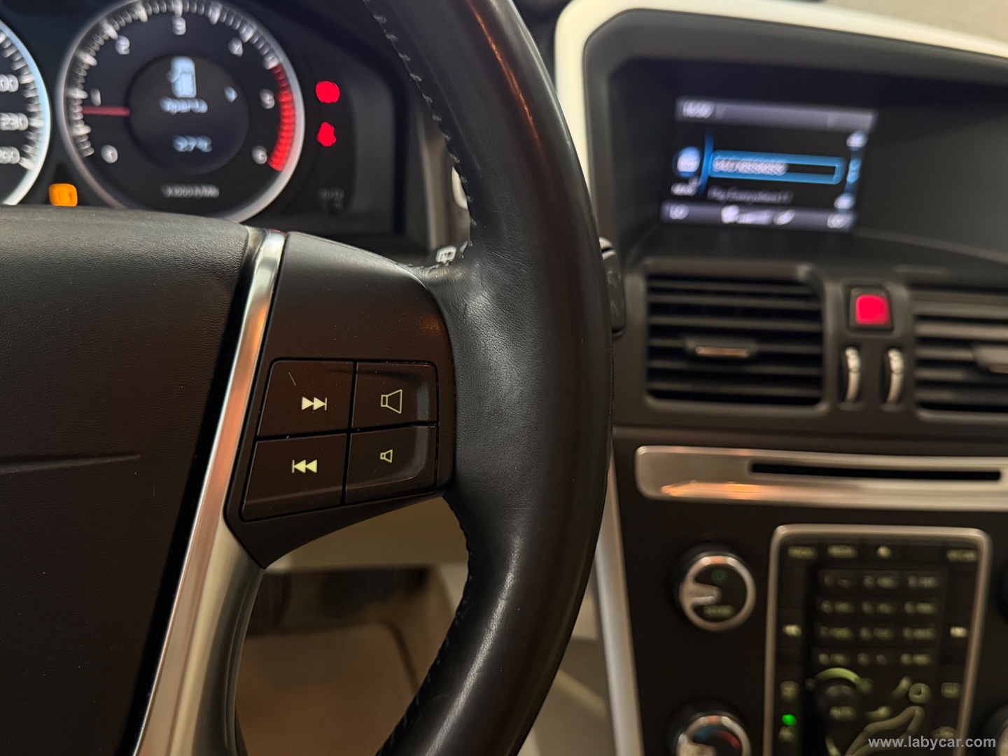 XC60 DRIVe Summum - immagine 13