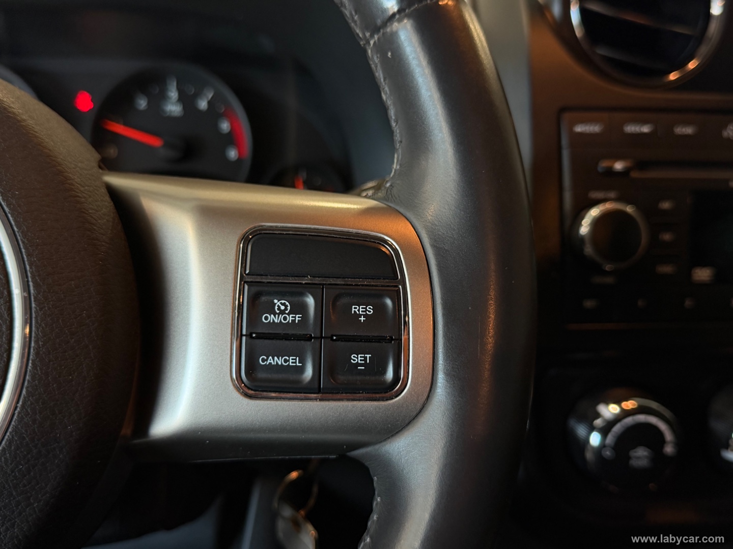 Compass 2.2 CRD Limited Black Edition - immagine 13