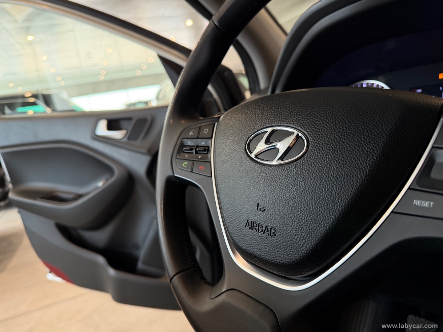 i20 1.1 CRDi 12V 5p. Style - immagine 13