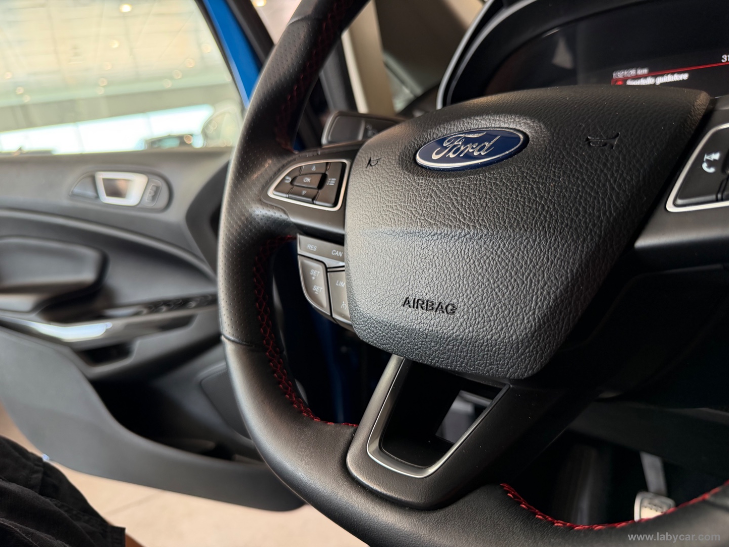 EcoSport 1.5 TDCi 100 CV S&S ST-Line - immagine 13