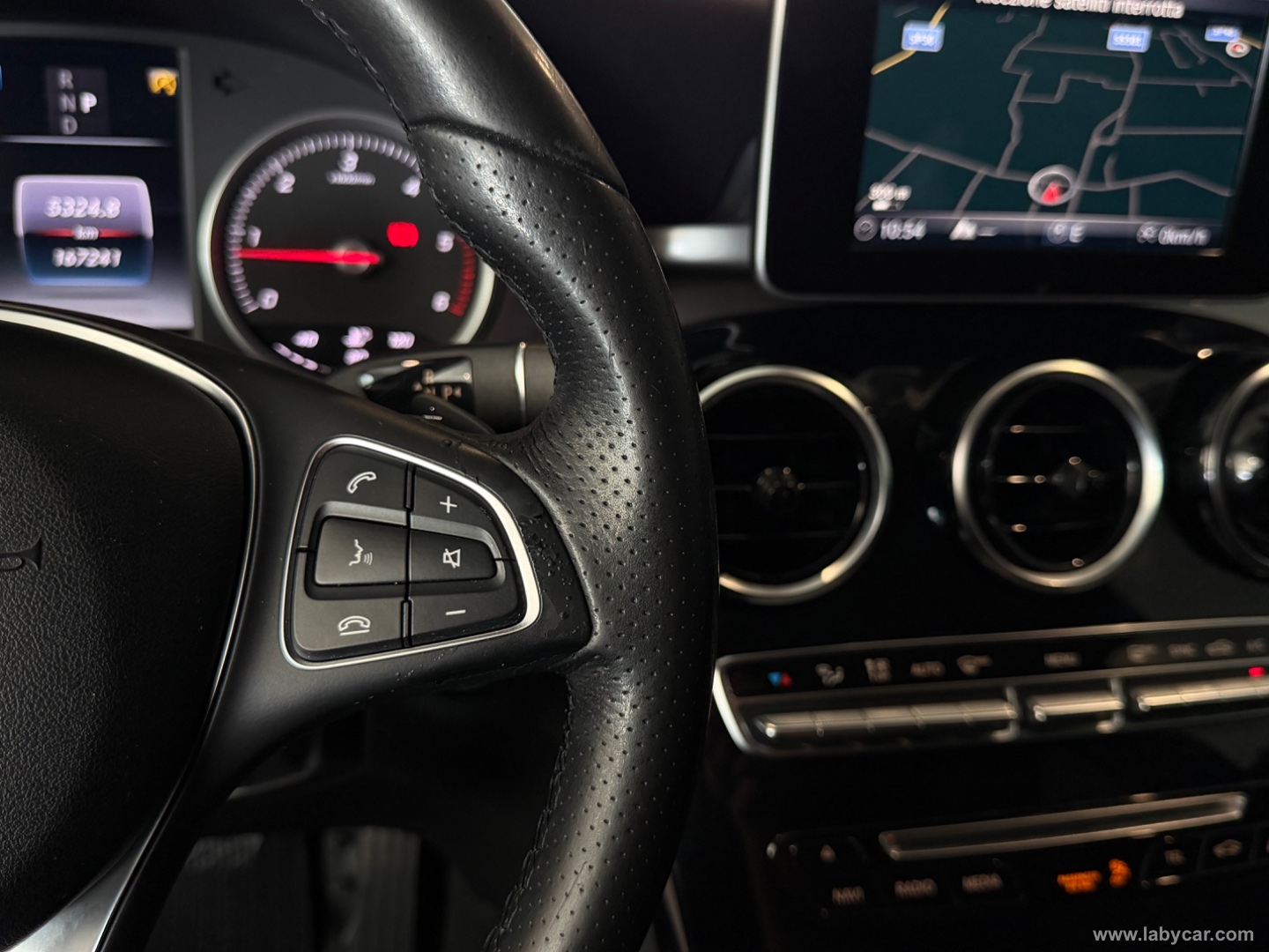 GLC 250 d 4Matic Exclusive - immagine 13