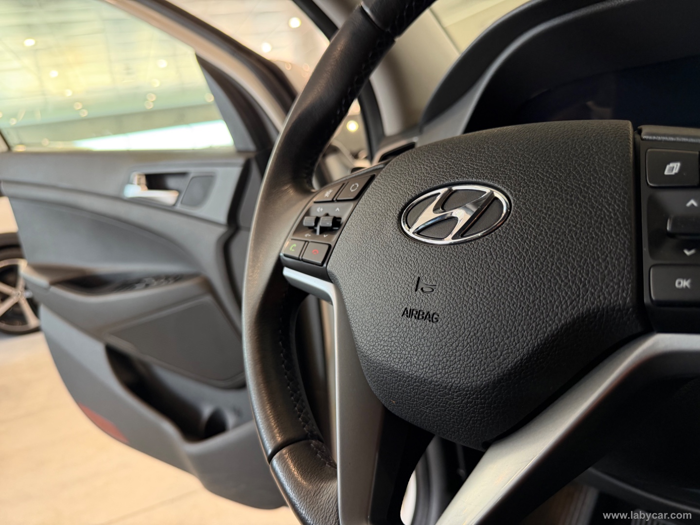 Tucson 1.7 CRDi Classic - immagine 13