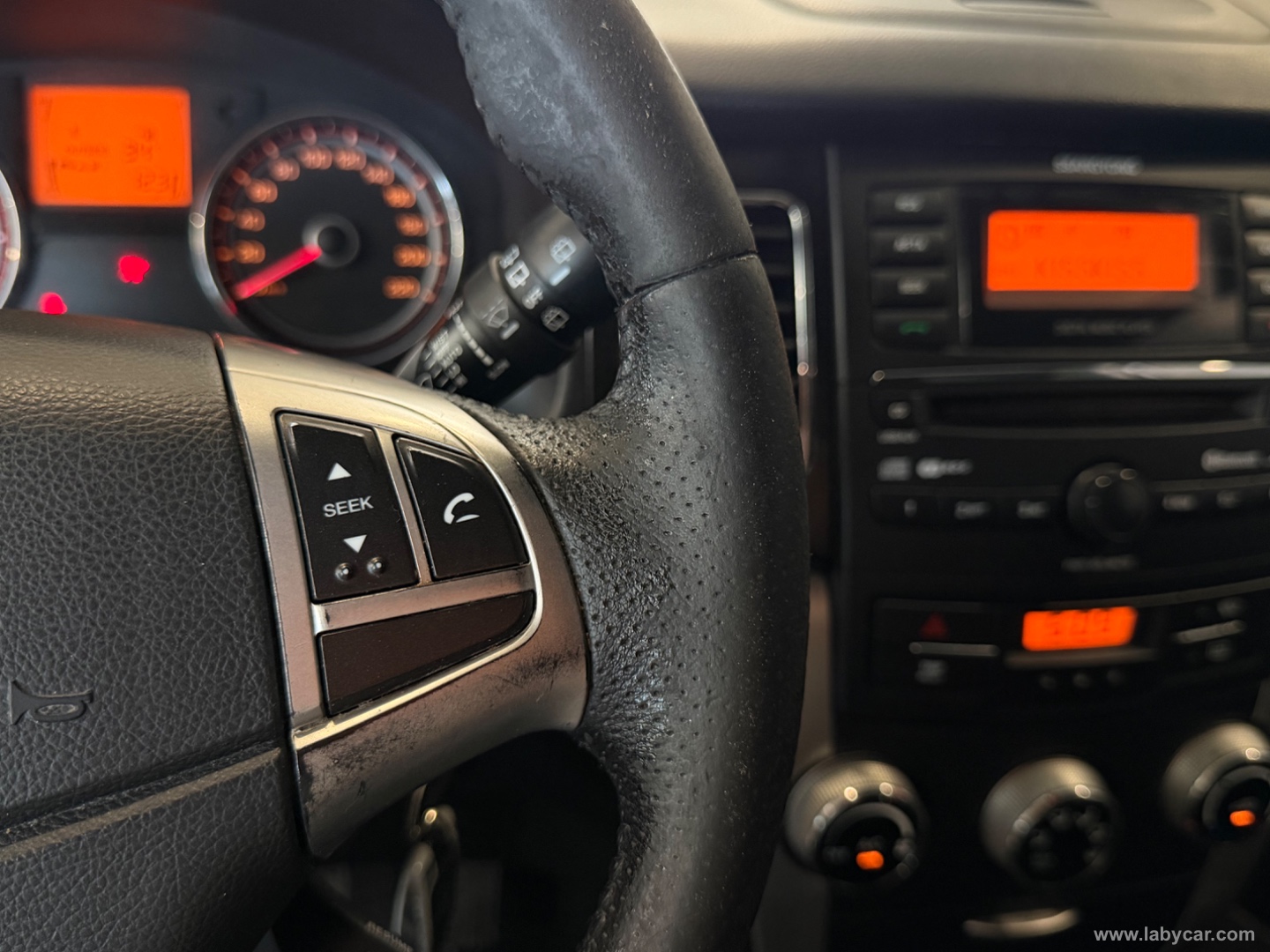 Korando 2.0 2WD MT GPL C - immagine 13