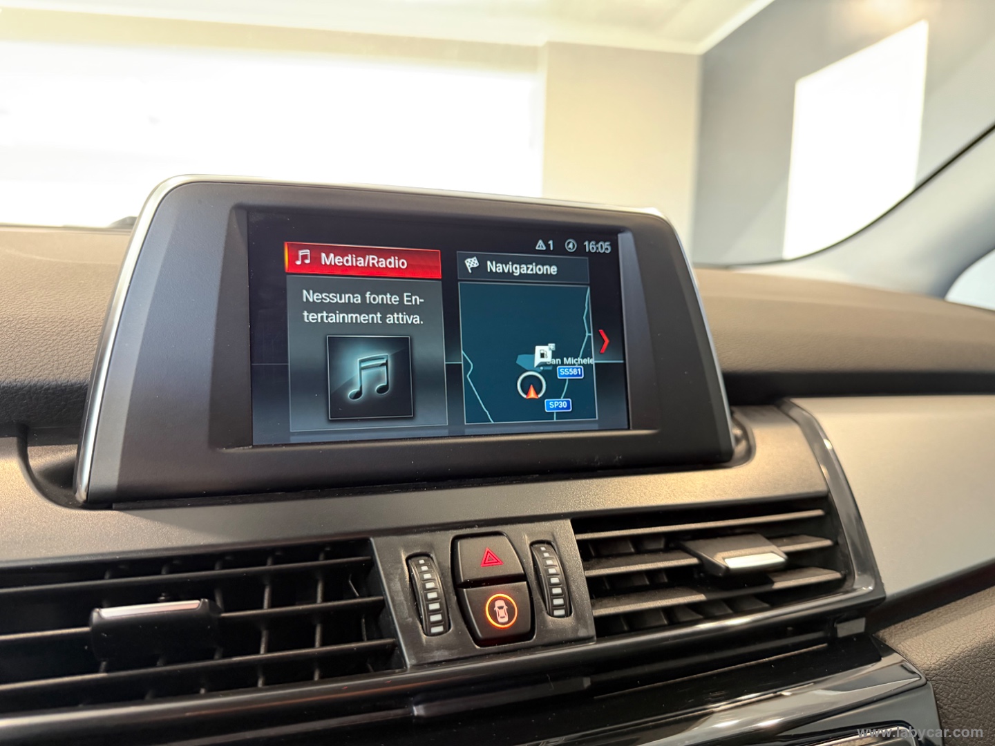 220d Active Tourer Business aut. - immagine 13