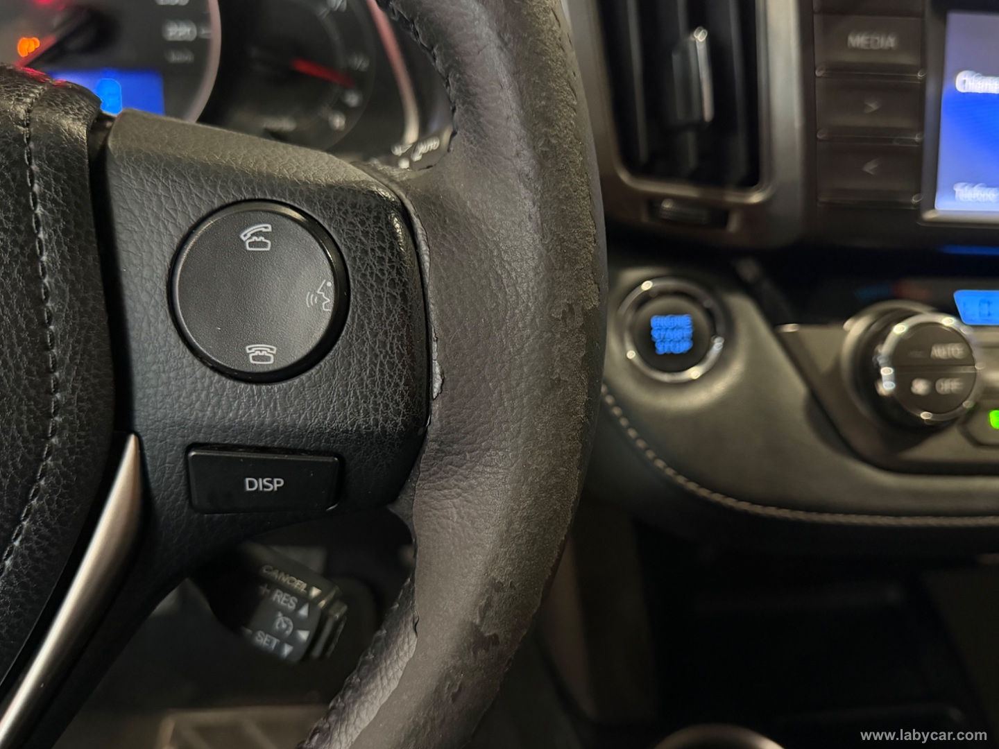 RAV4 2.0 D-4D 2WD - immagine 13