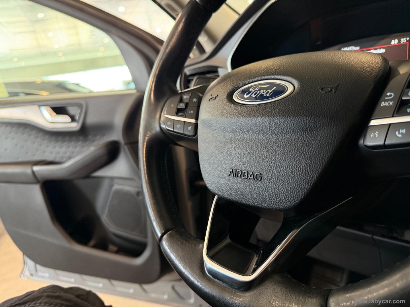 Kuga 1.5 EcoBlue 120 CV 2WD Titanium - immagine 13