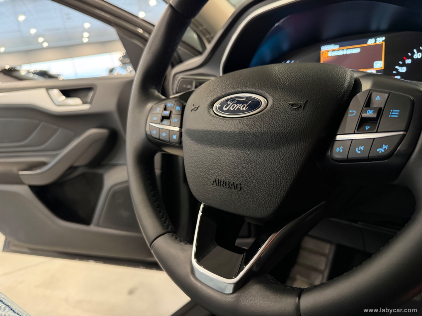 Focus 1.5 E.Blue 120CV aut. SW Bs Co-P. - immagine 13