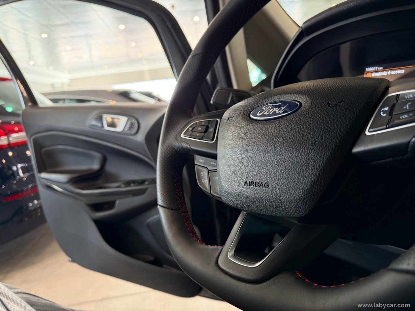 EcoSport 1.0 EcoBoost 125 CV S&S ST-Line - immagine 13