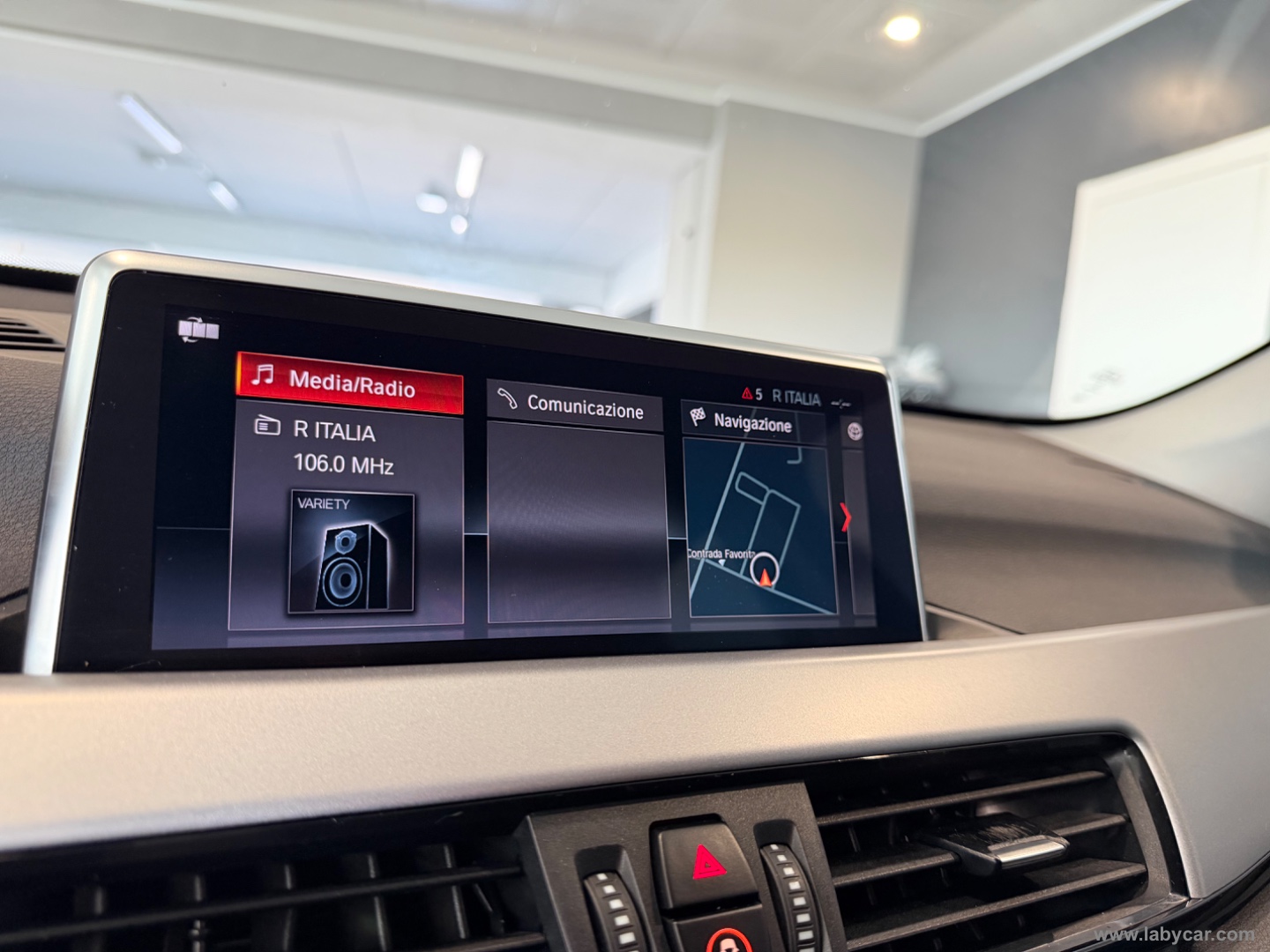X1 sDrive18d Business Advantage - immagine 13