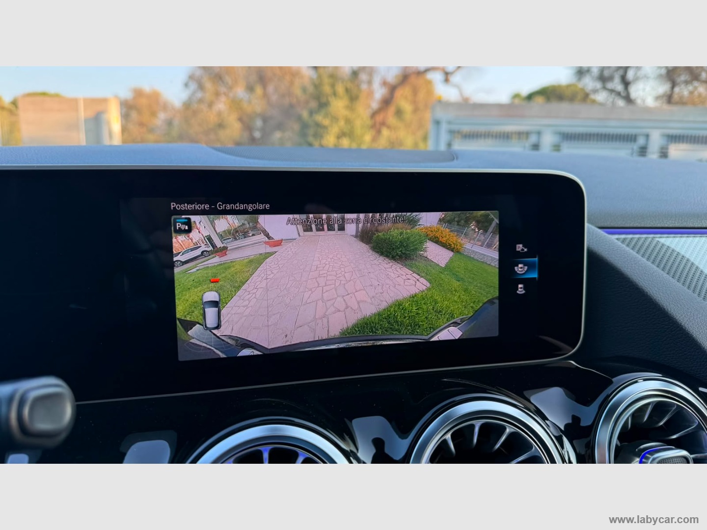 GLA 200 d Automatic Premium - immagine 13