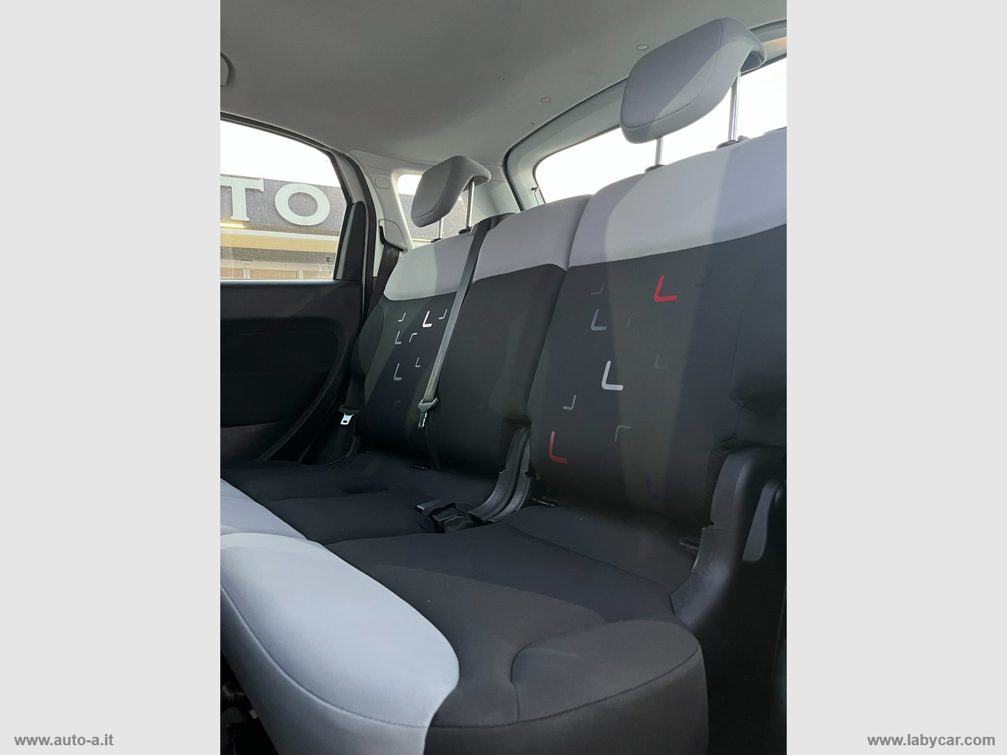 500L 1.3 MJT 95 CV Pop Star - immagine 13