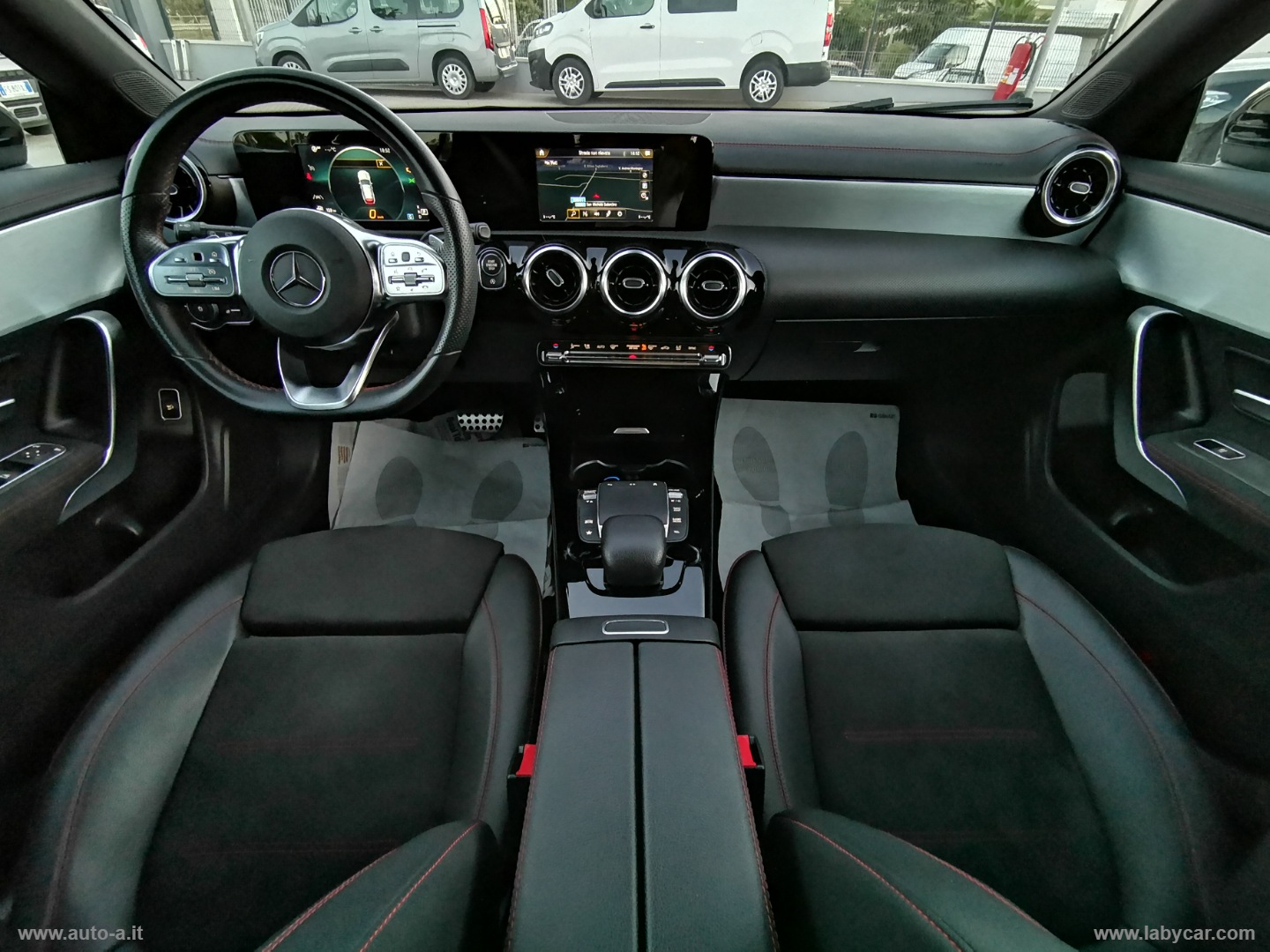 CLA 180 d Aut. Shooting Brake Premium - immagine 13