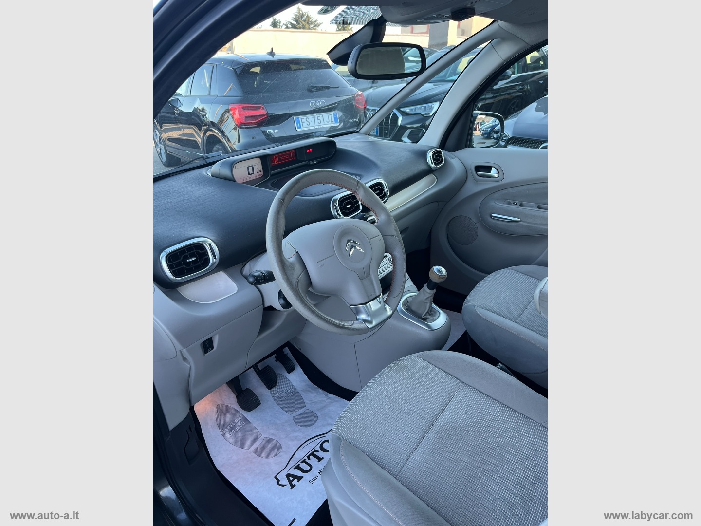 C3 Picasso 1.6 HDi 90 Exclusive - immagine 13