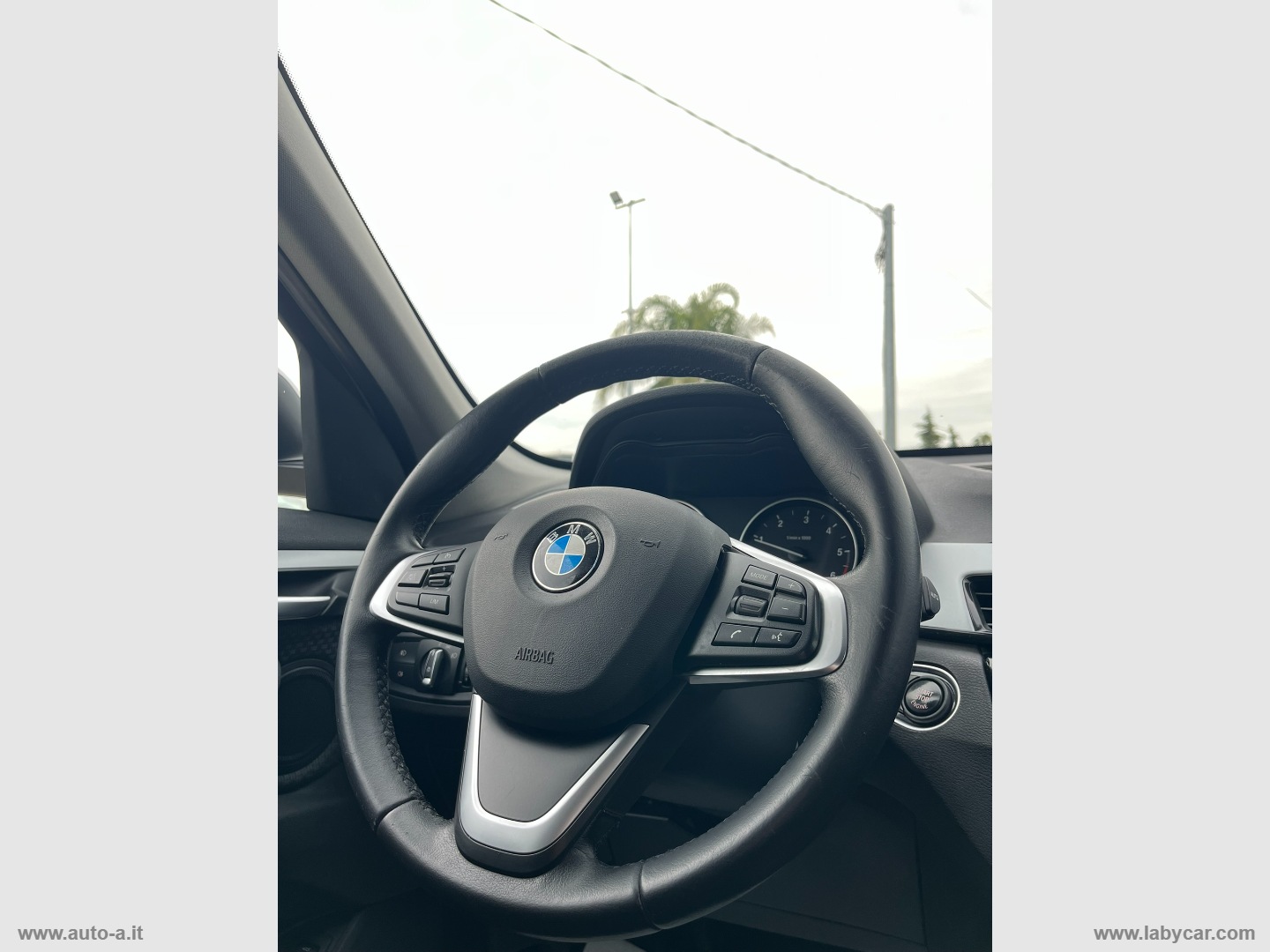 X1 sDrive18d Business - immagine 13