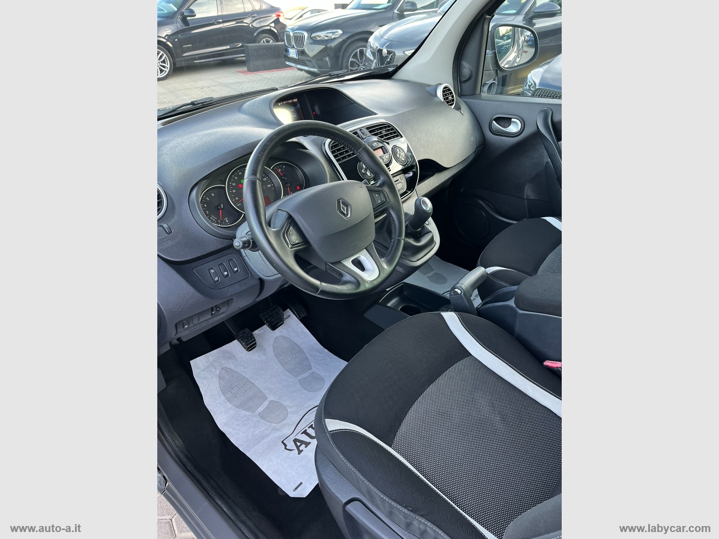 Kangoo 1.5 dCi 90 CV 5p. S&S Live - immagine 13