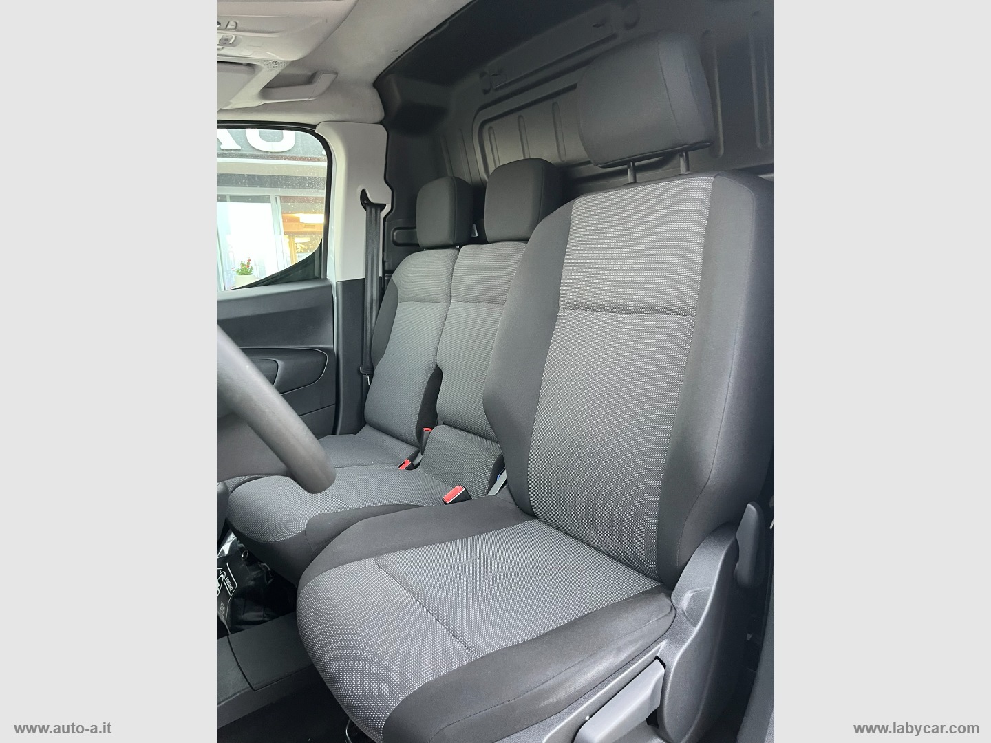 Combo Cargo 1.5 D 100 S&S 3 POSTI. - immagine 13