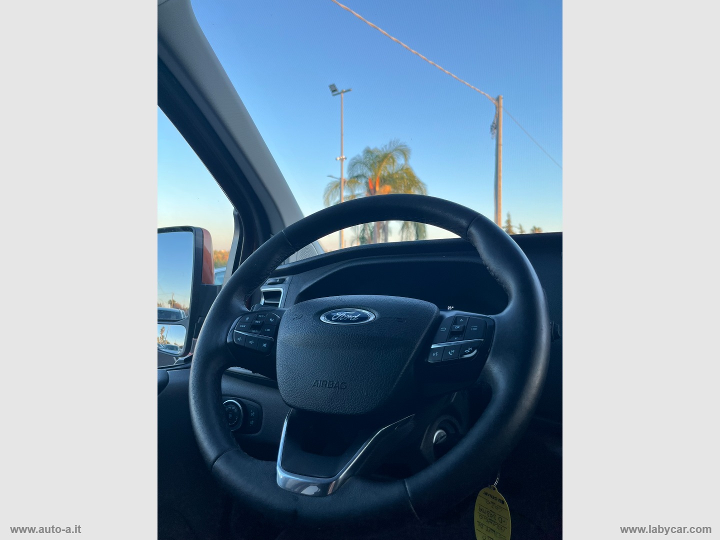 TRANSIT CUSTOM 2.0 TDCI 170 CV TITANIUM 5 POSTI - immagine 13