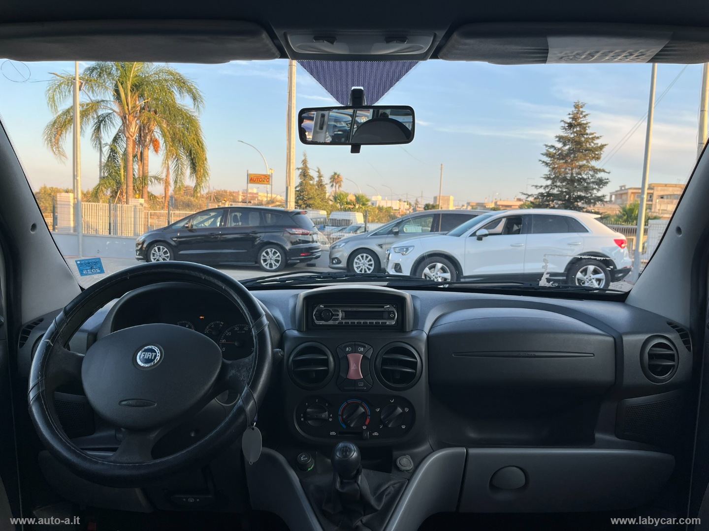 Doblò 1.3 MJT 16V Dynamic TRASPORTO DISABILI - immagine 13