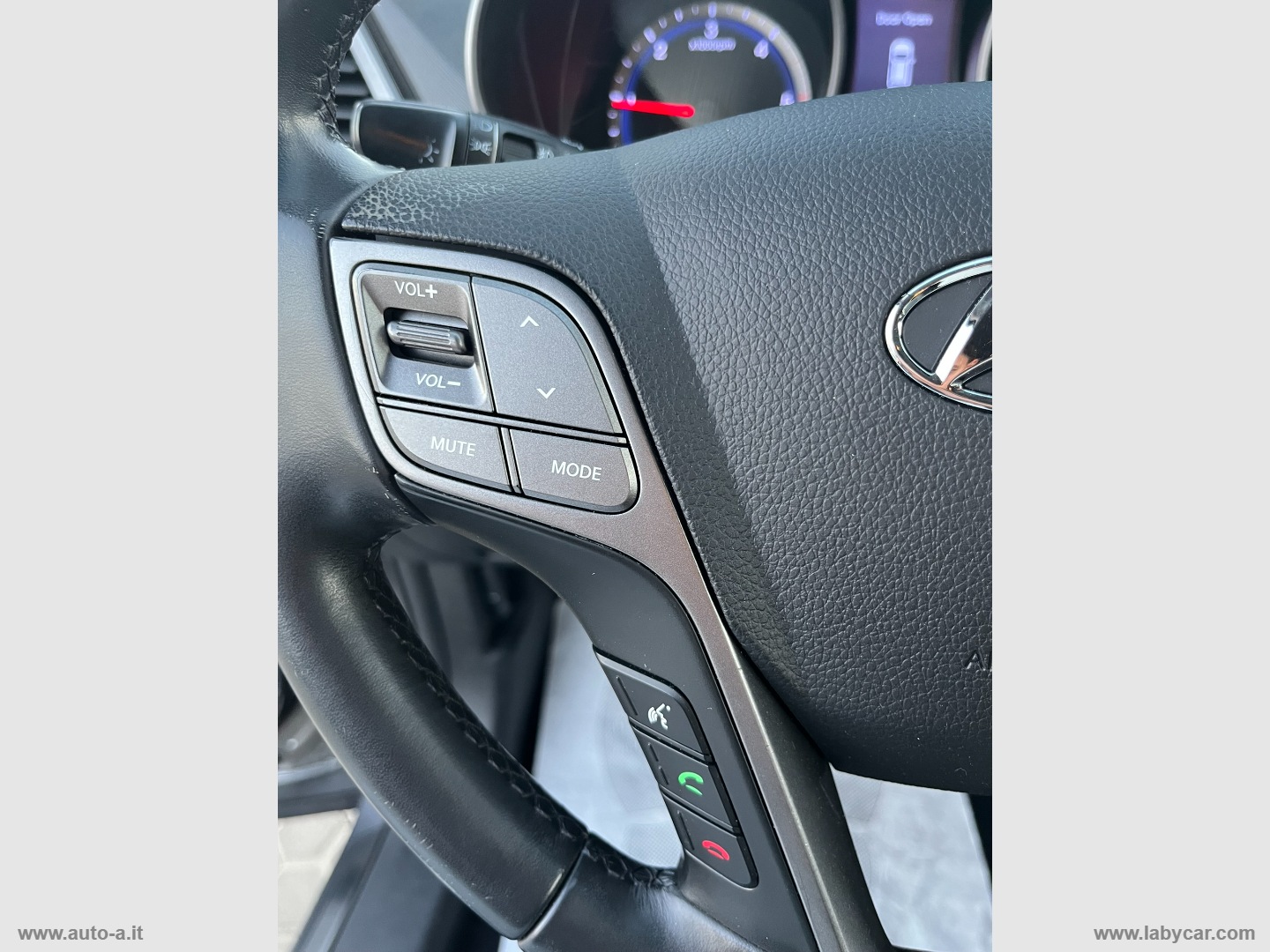 Santa Fe 2.2 CRDi 4WD A/T Style - immagine 13