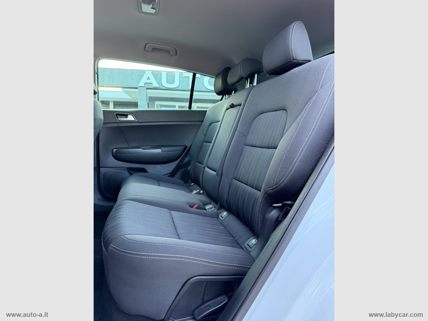 Sportage 1.7 CRDI 2WD Style - immagine 13