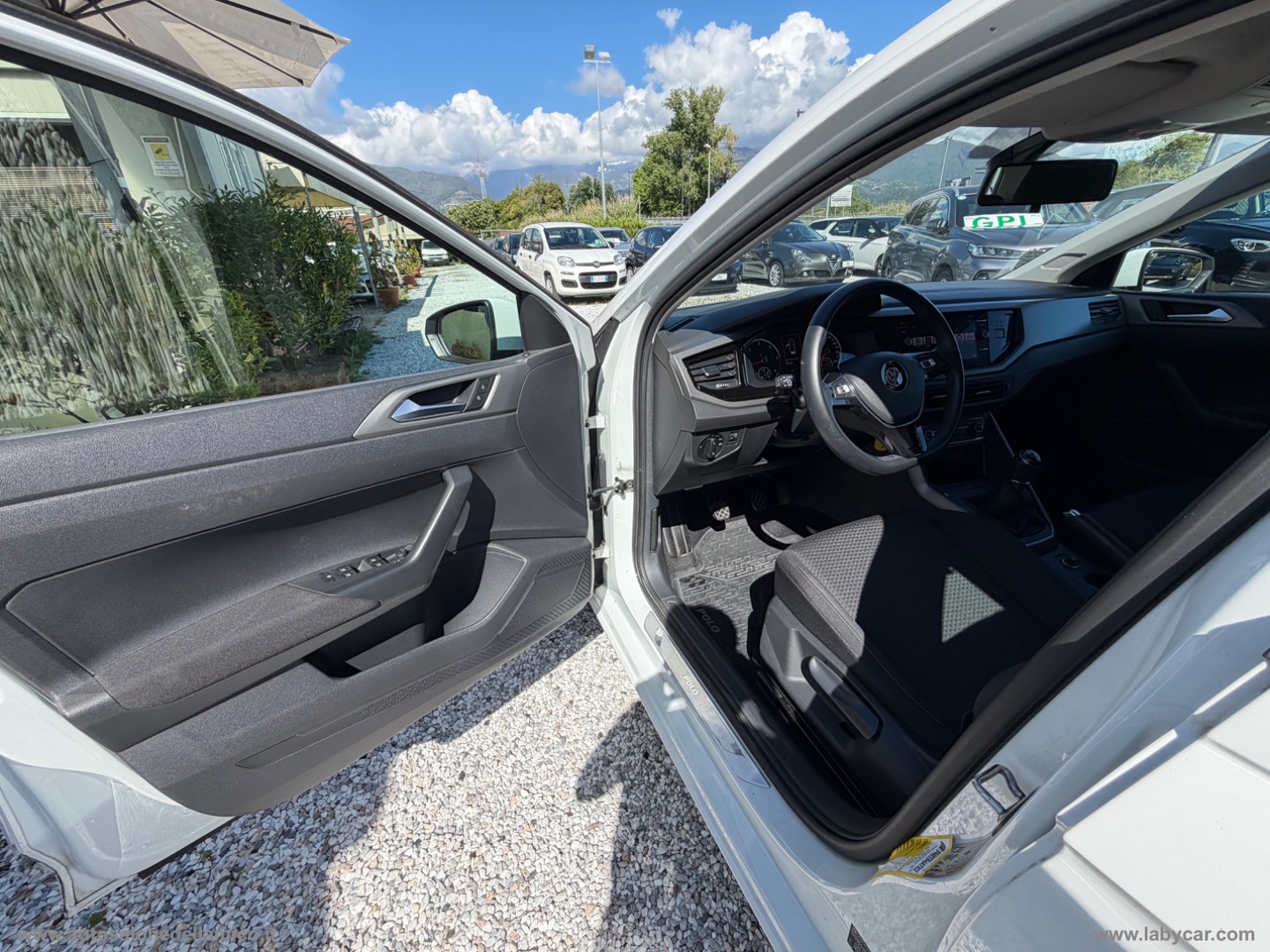 Polo Business 1.6 TDI 5p Comfortline BMT - immagine 13