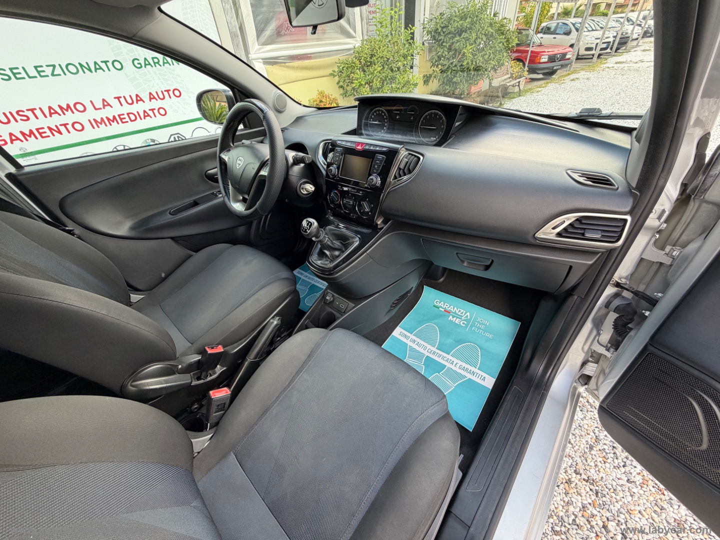 Ypsilon 1.2 69 CV 5p. S&S Gold - immagine 13
