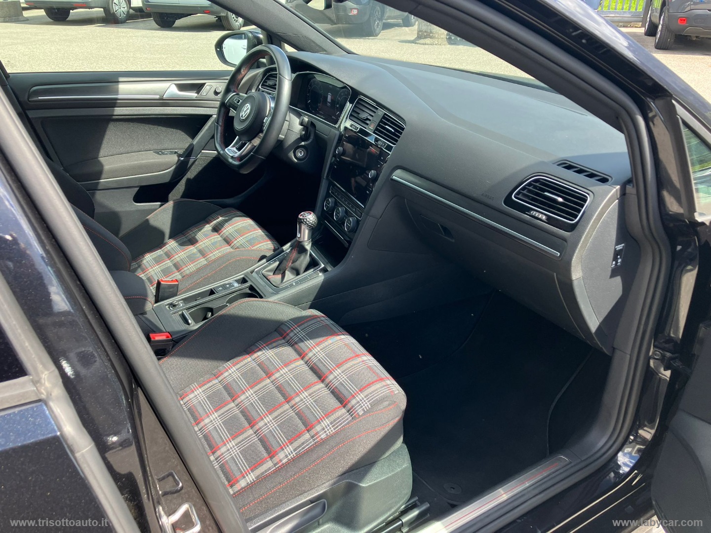 Golf GTI Perf. 2.0 245CV TSI 180KW - immagine 13